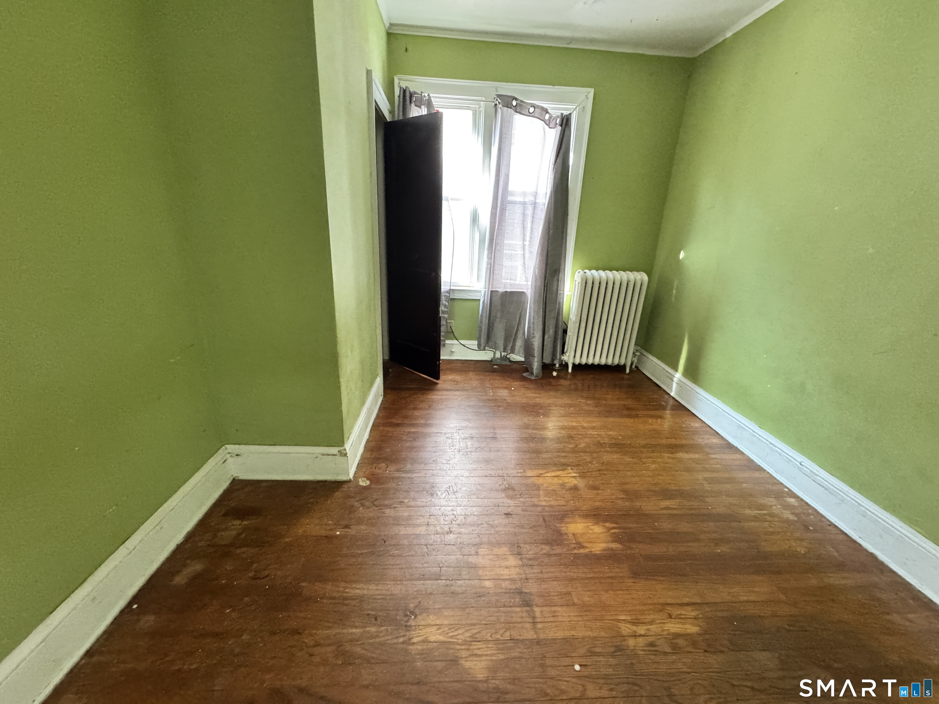 102 Rowe Avenue photo 15