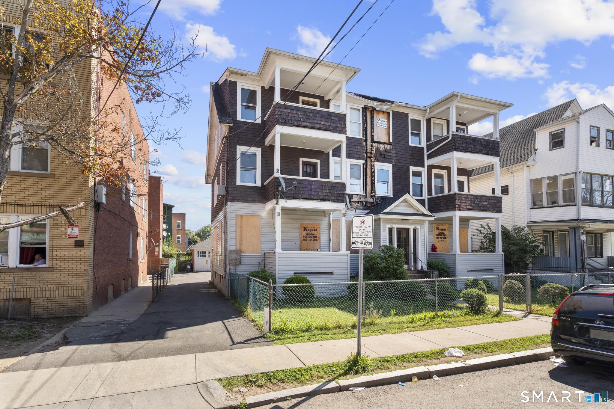 102 Rowe Avenue photo 24