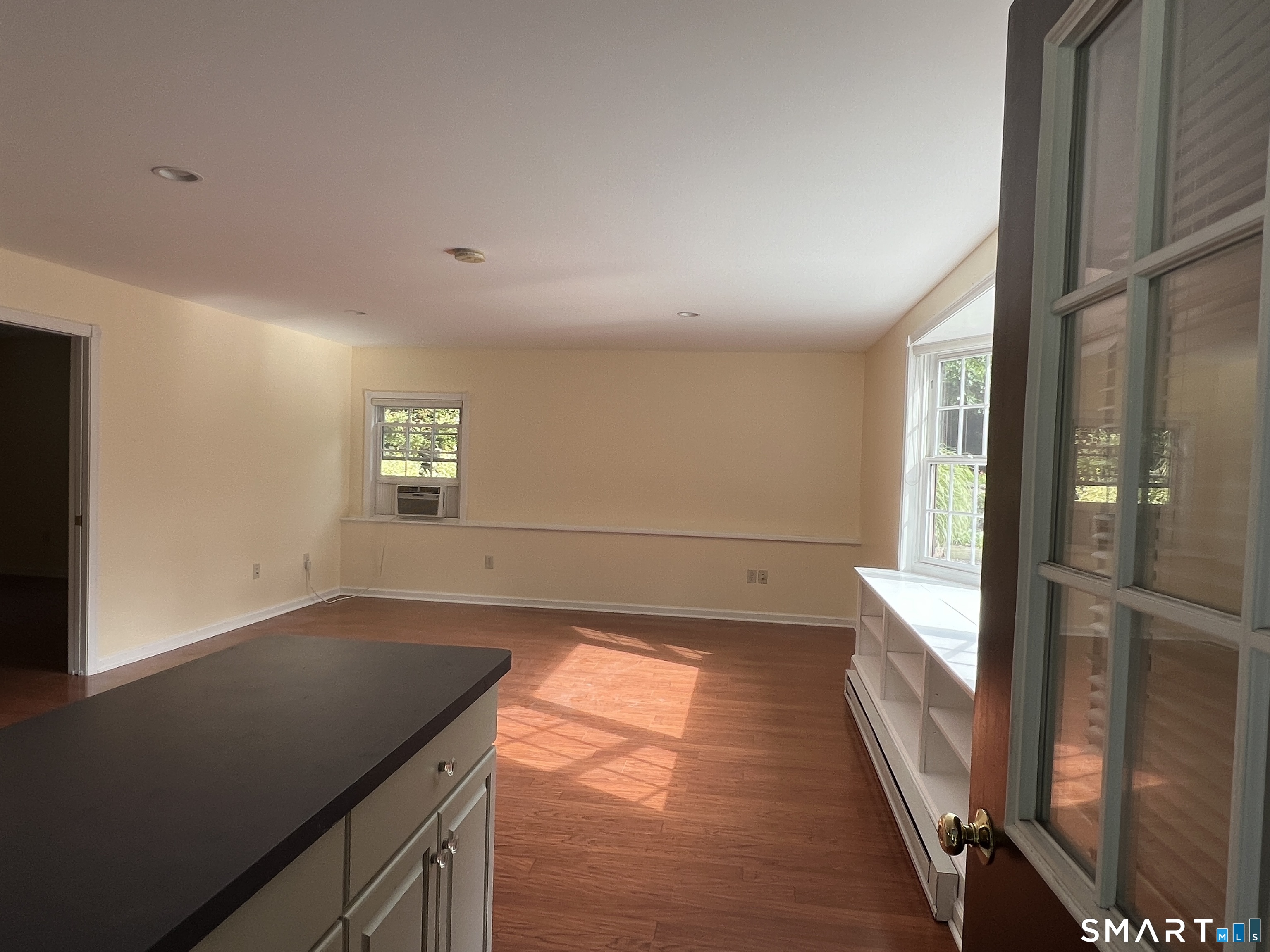 1 Twist Hill Lane photo 6