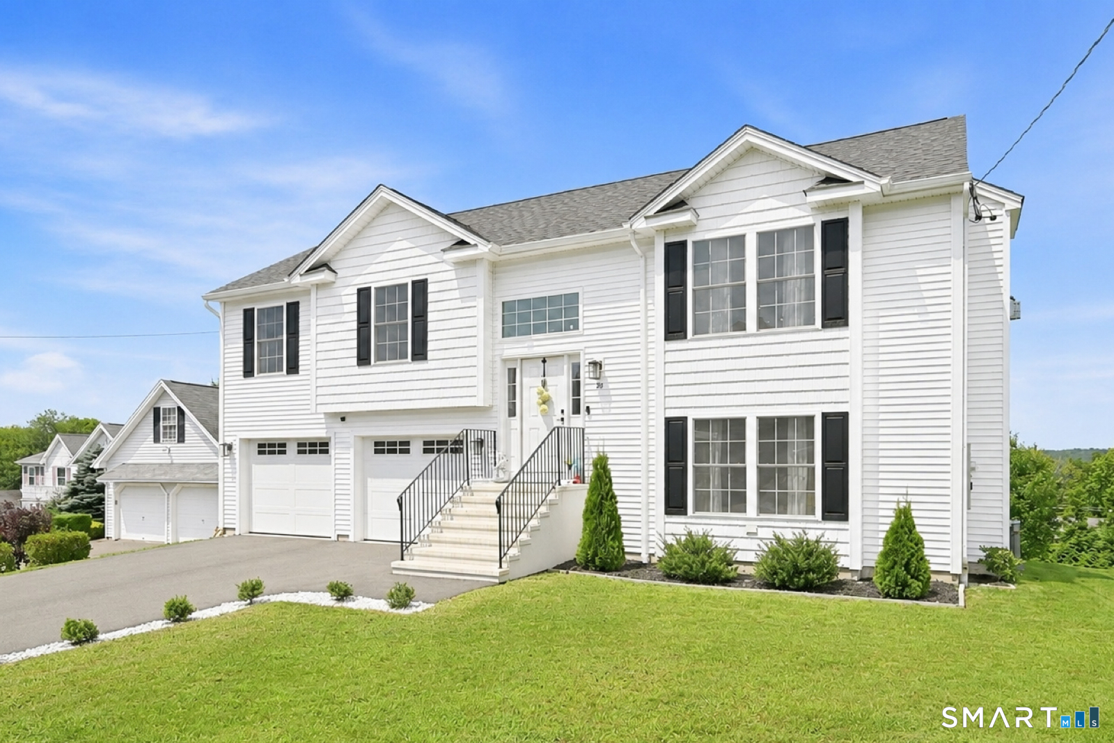 26 Crestview Lane photo 2
