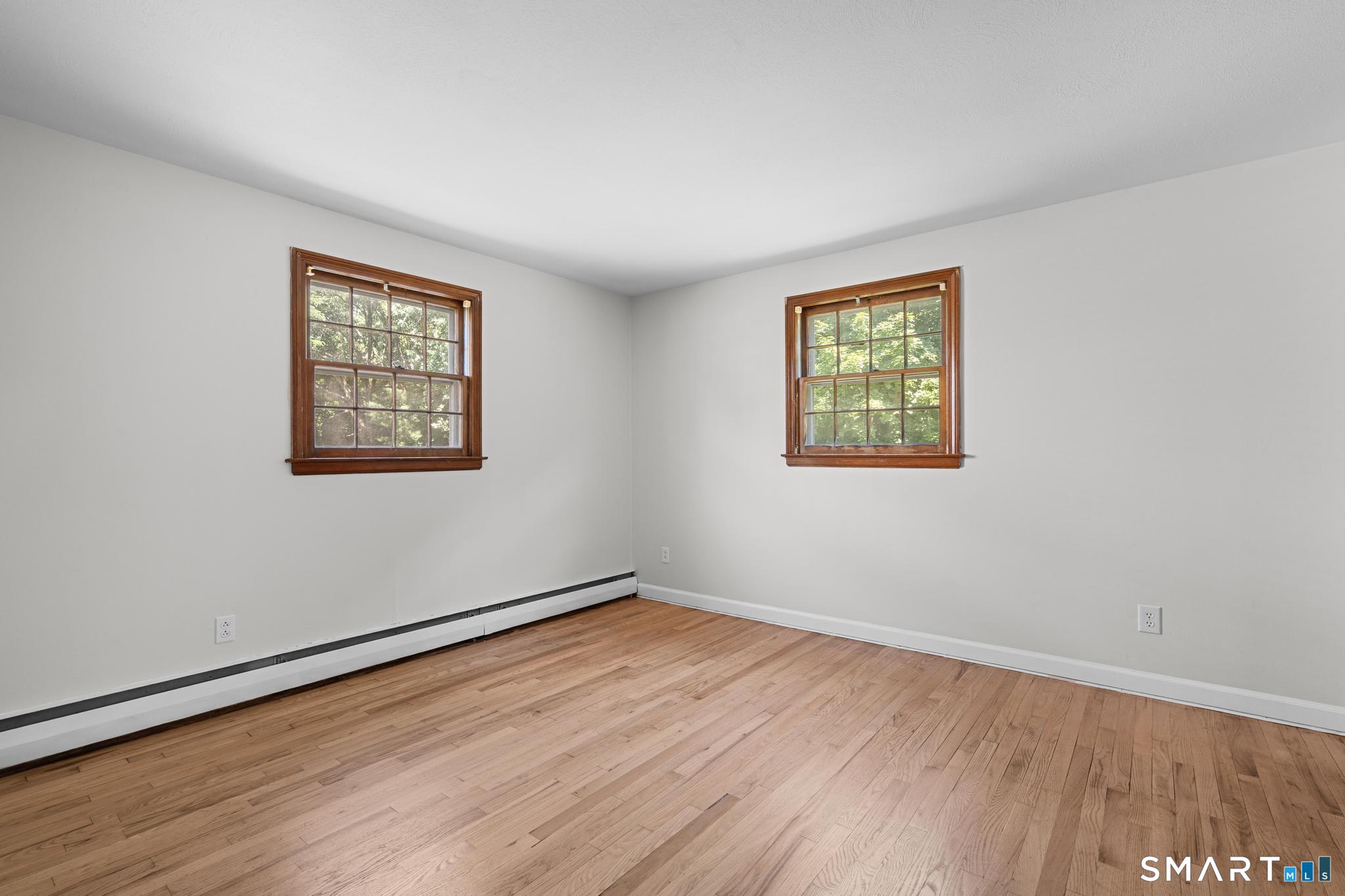 35 Glenwood Street photo 16
