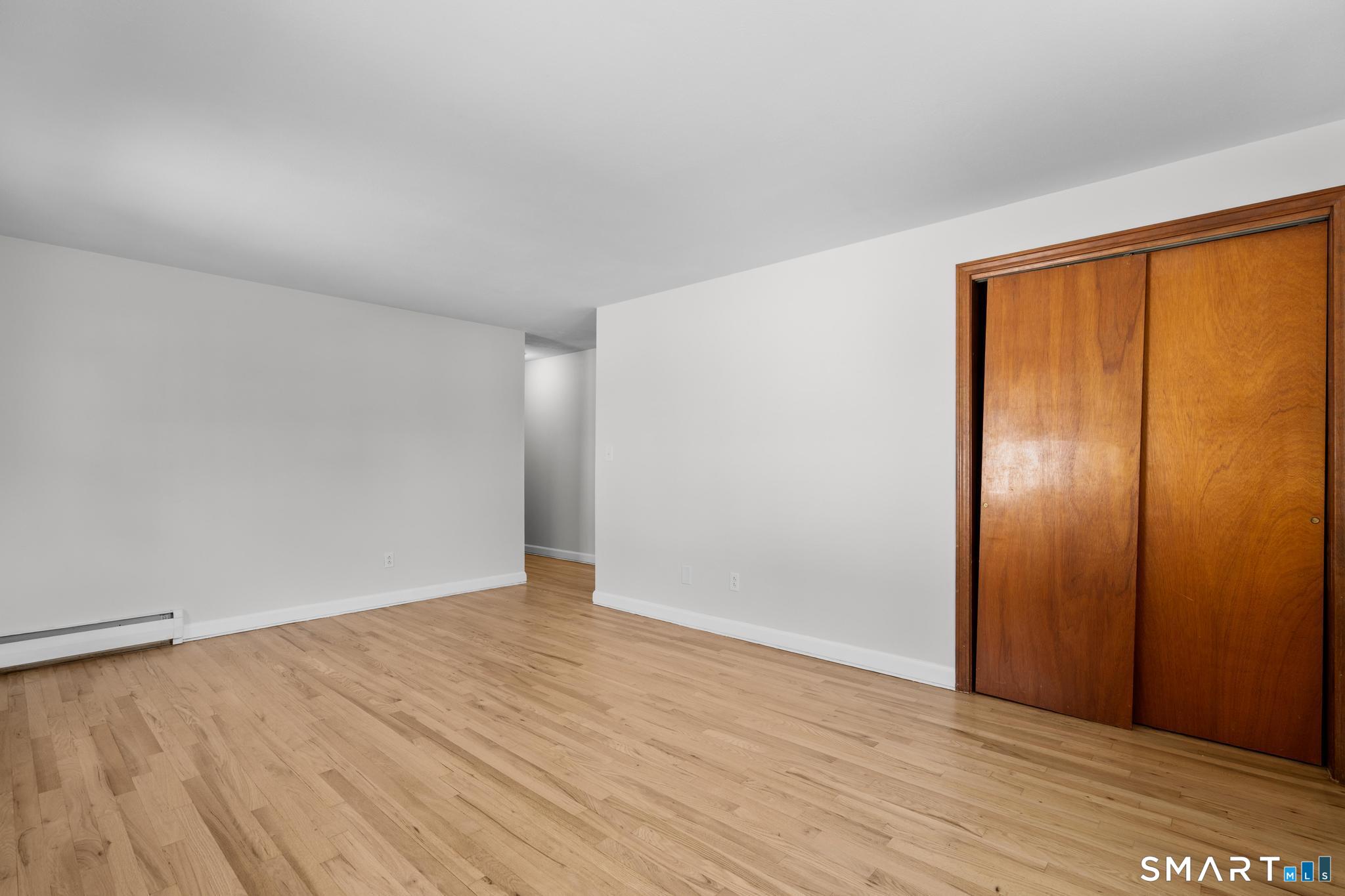 35 Glenwood Street photo 12