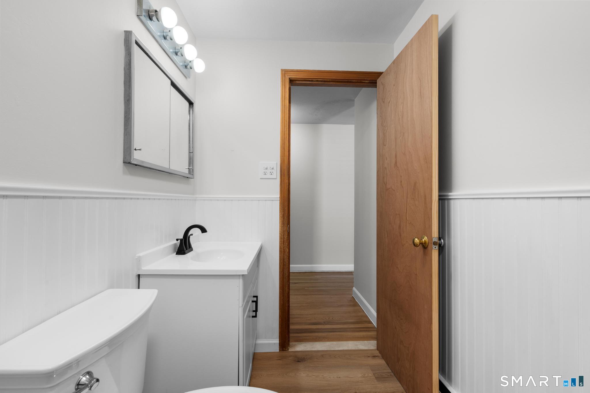 35 Glenwood Street photo 8