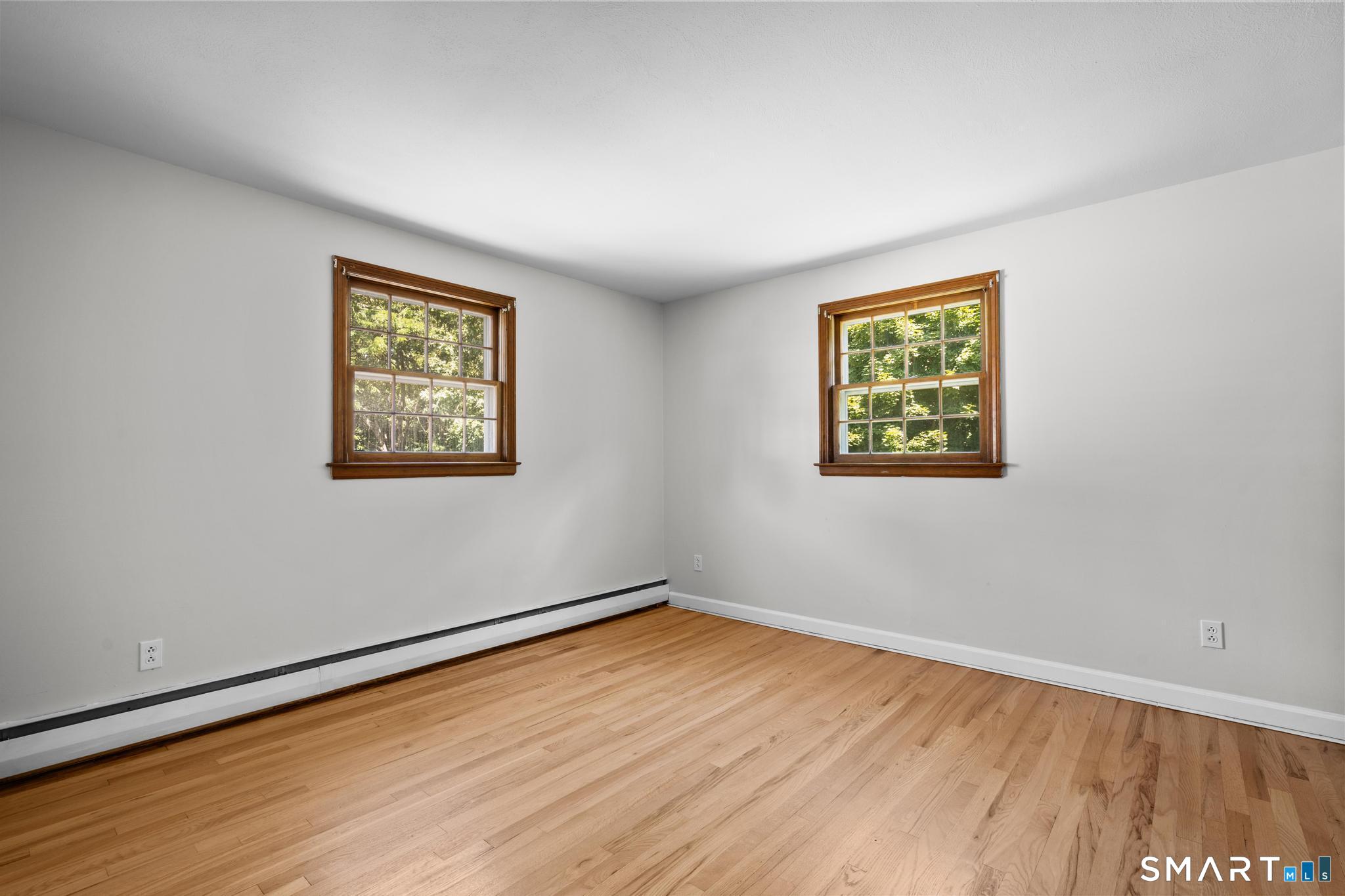 35 Glenwood Street photo 18