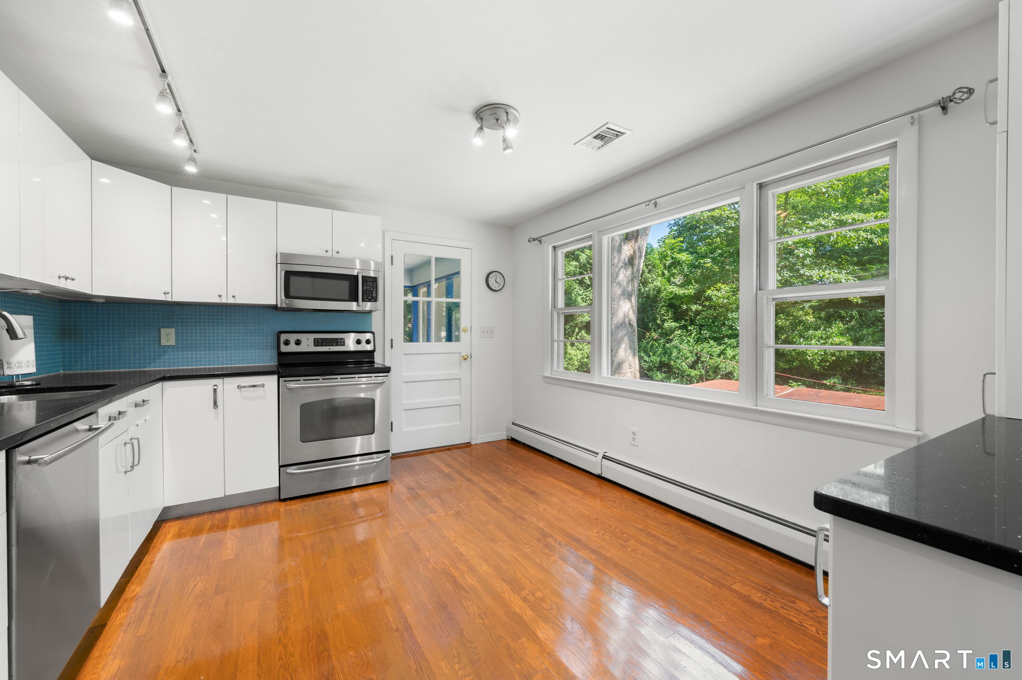31 Ravenwood Road photo 10