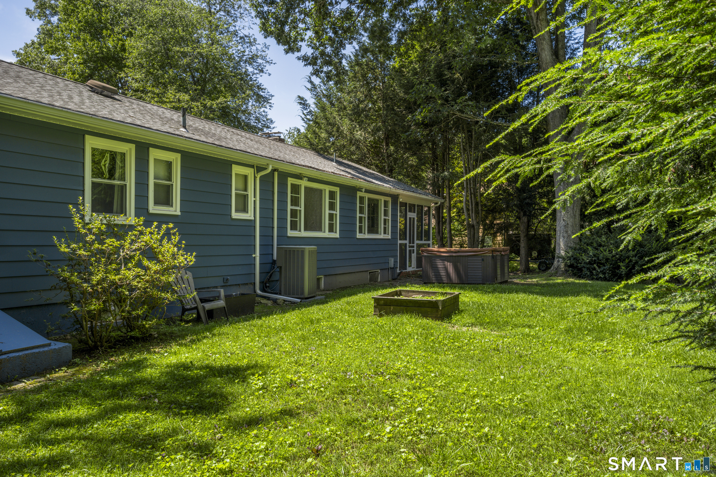 31 Ravenwood Road photo 30