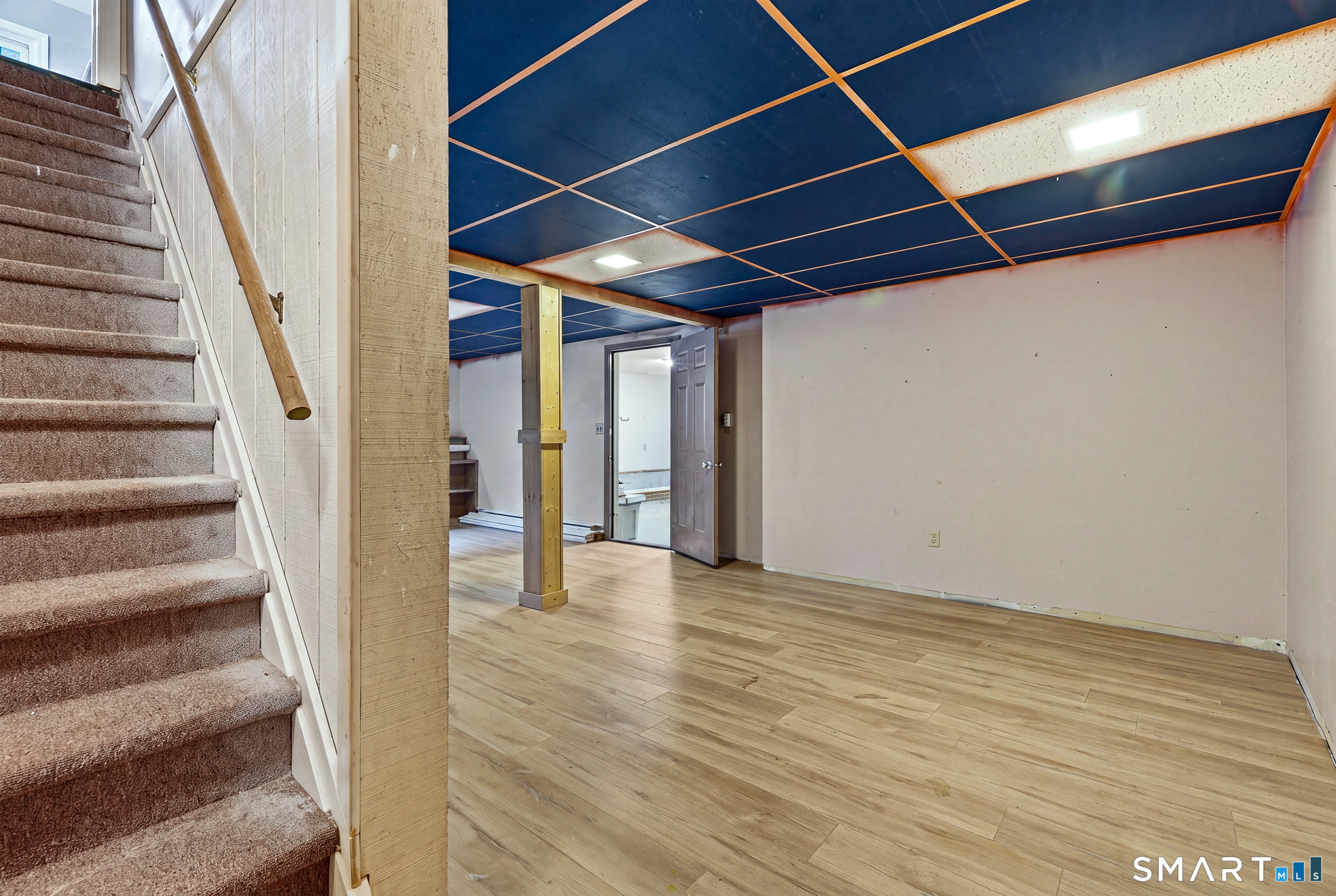 275 Norwich Avenue photo 30