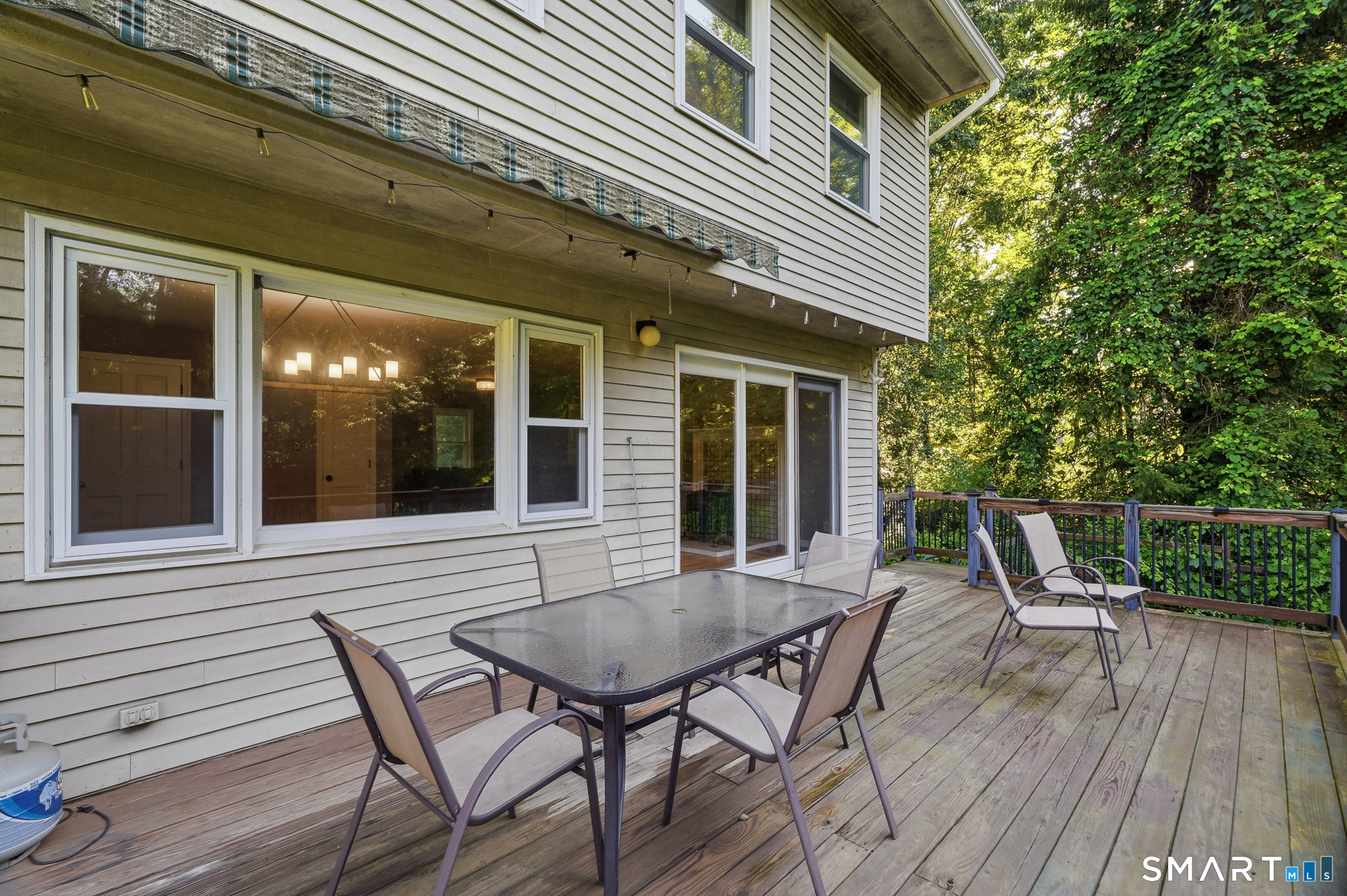 275 Norwich Avenue photo 35