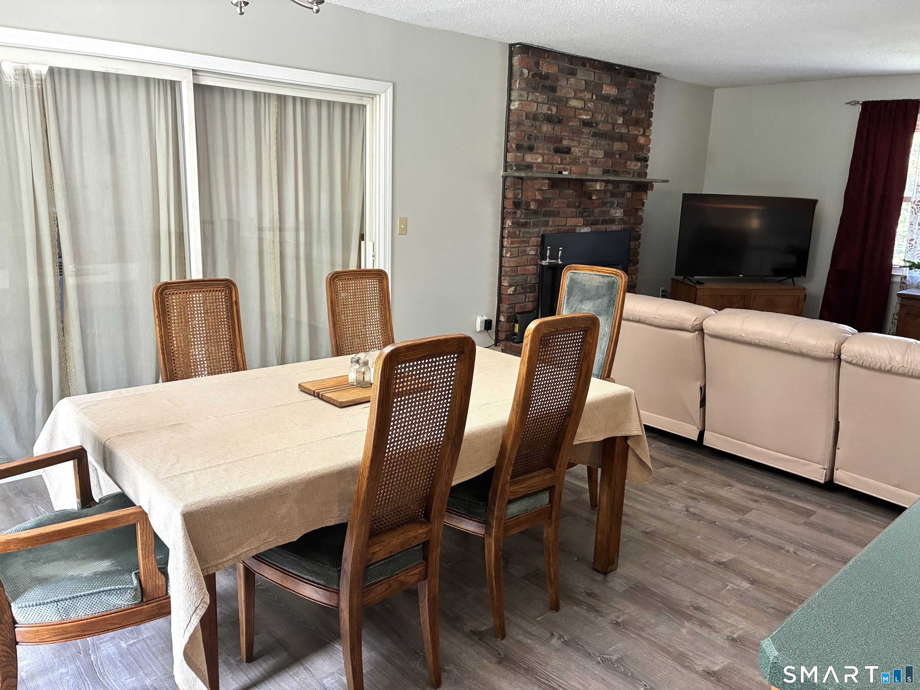 545 Little City Road photo 6