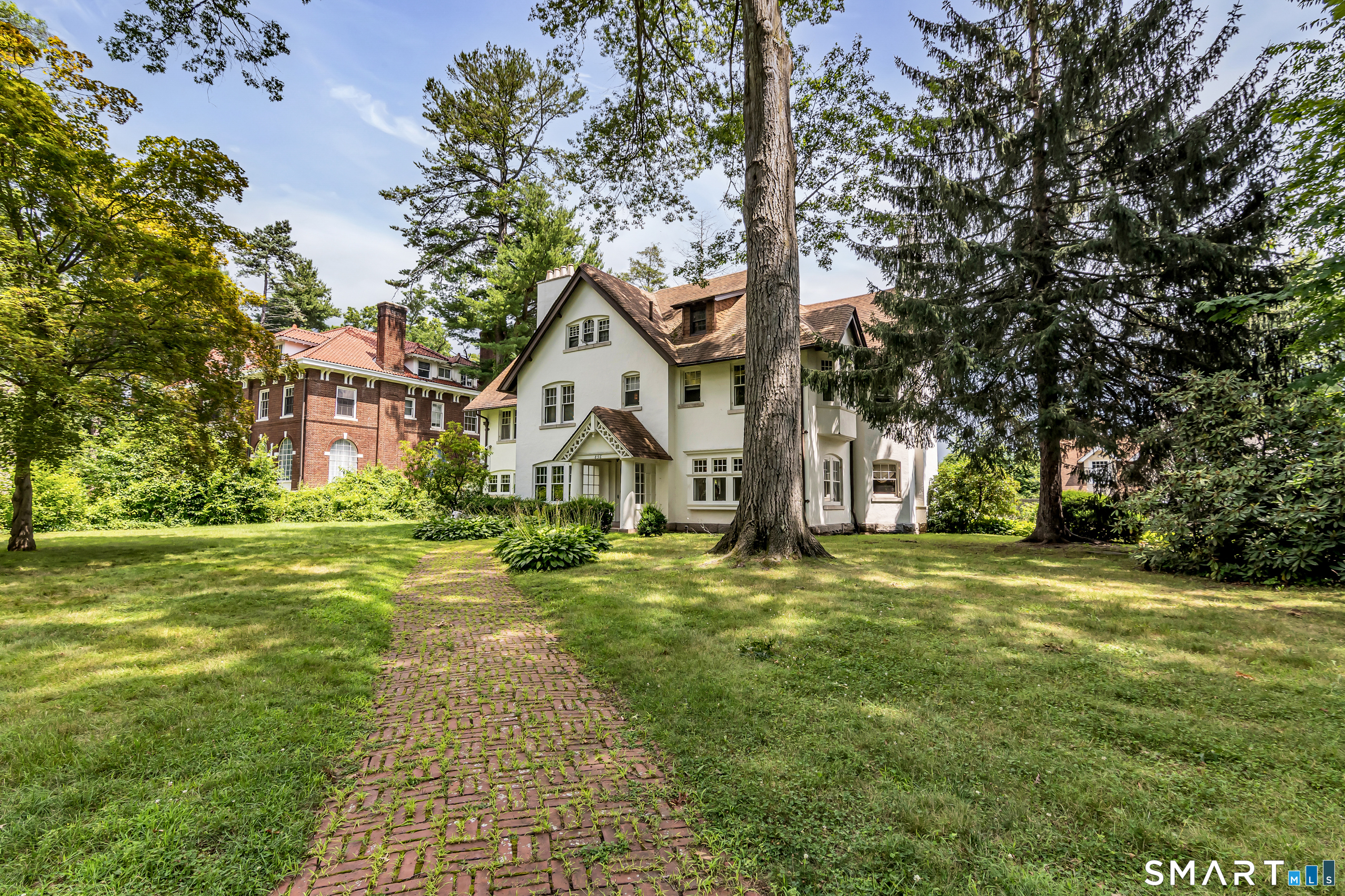 856 Prospect Avenue photo 3