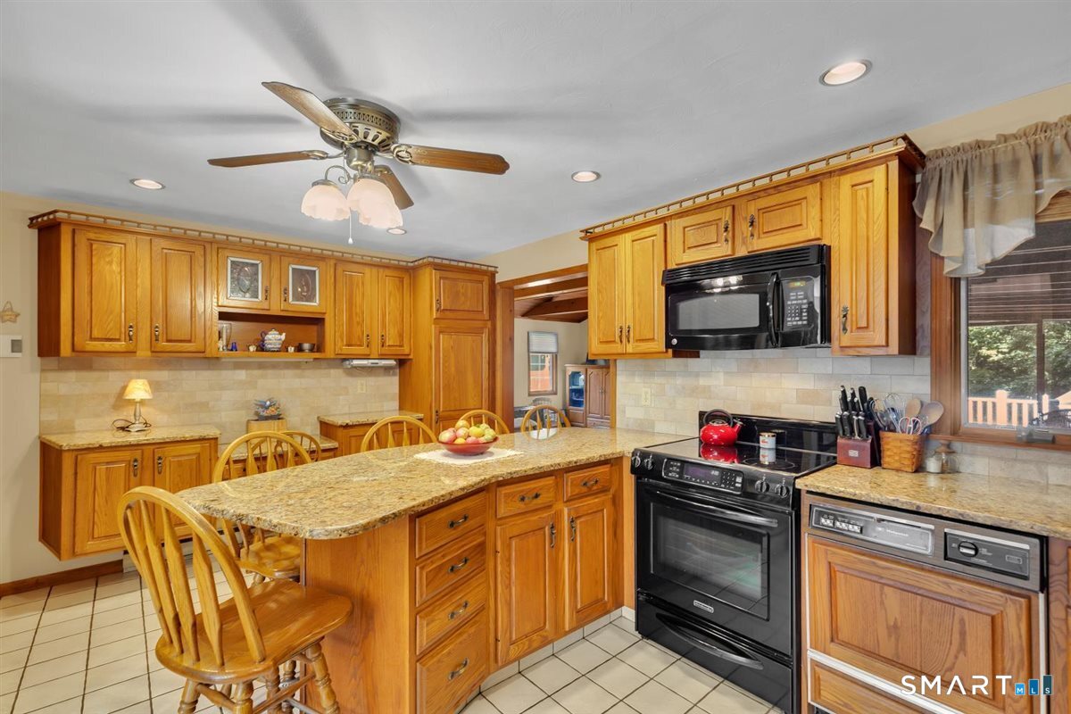 28 Centerbrook Road photo 8