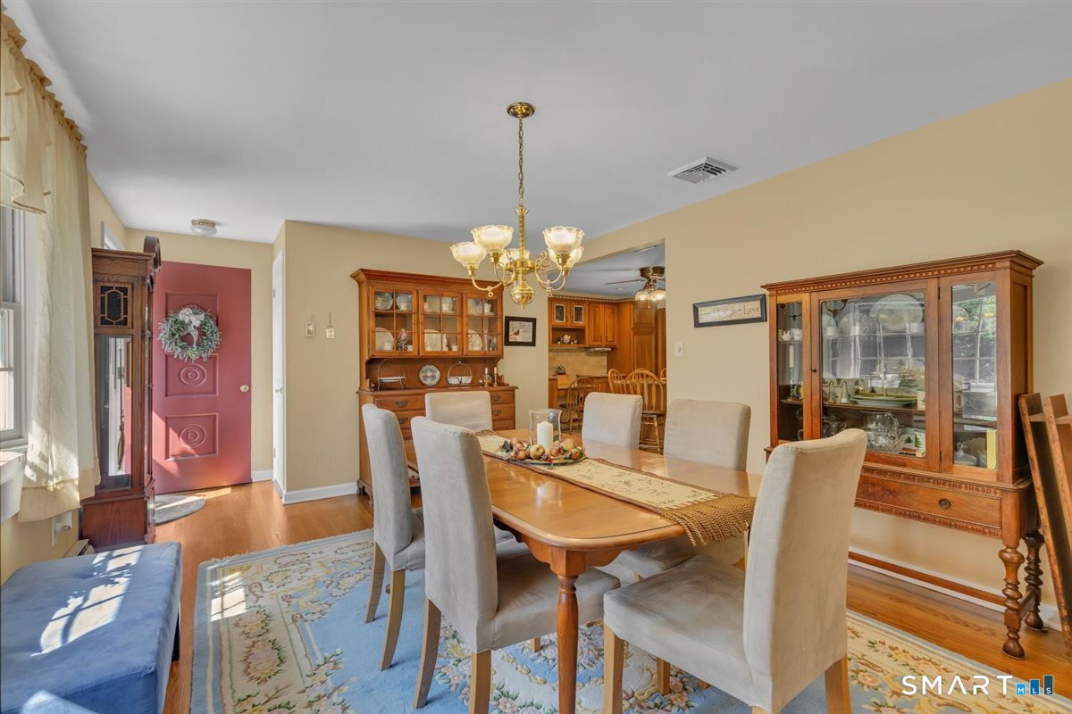 28 Centerbrook Road photo 4