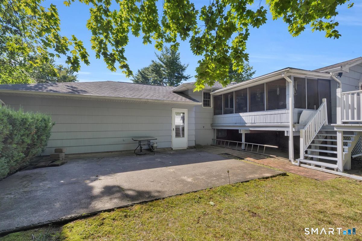 28 Centerbrook Road photo 31