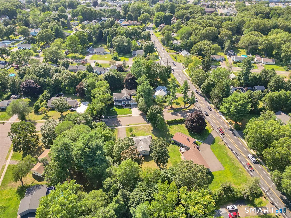 28 Centerbrook Road photo 37