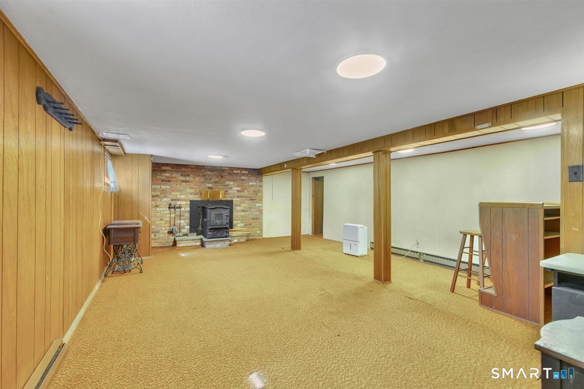 28 Centerbrook Road photo 25