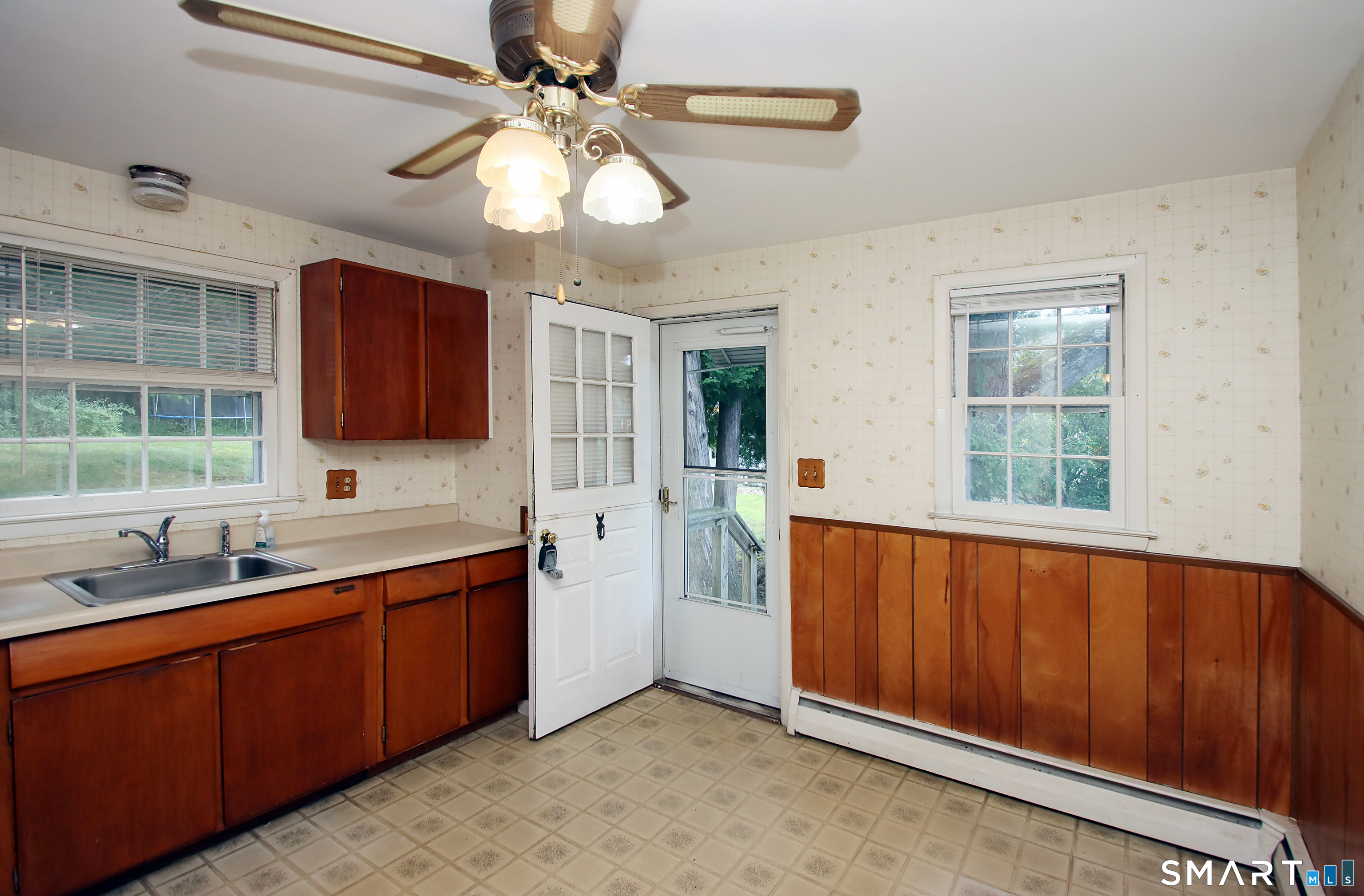 37 Shawn Drive photo 8