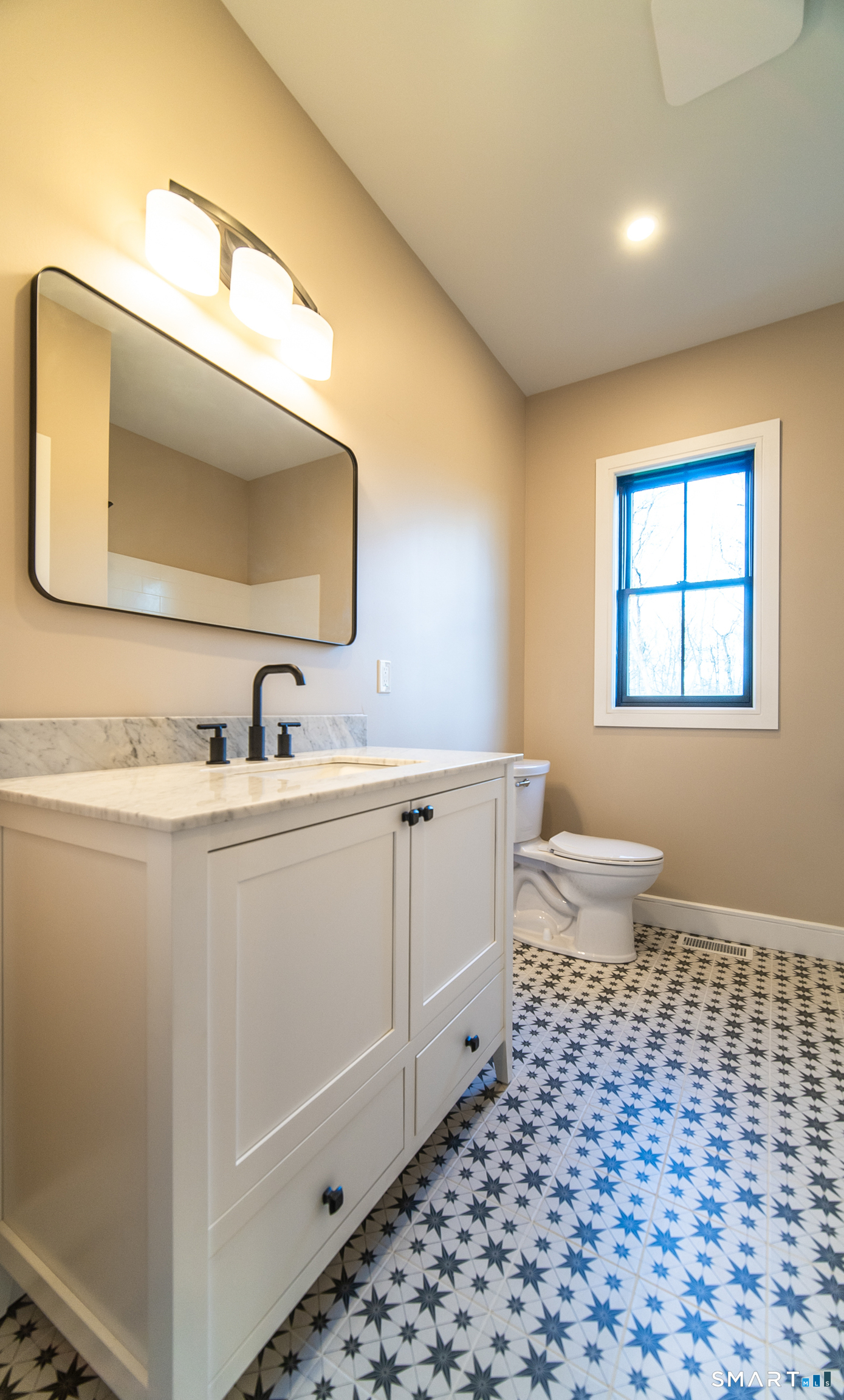 195 Silver Springs Drive photo 40