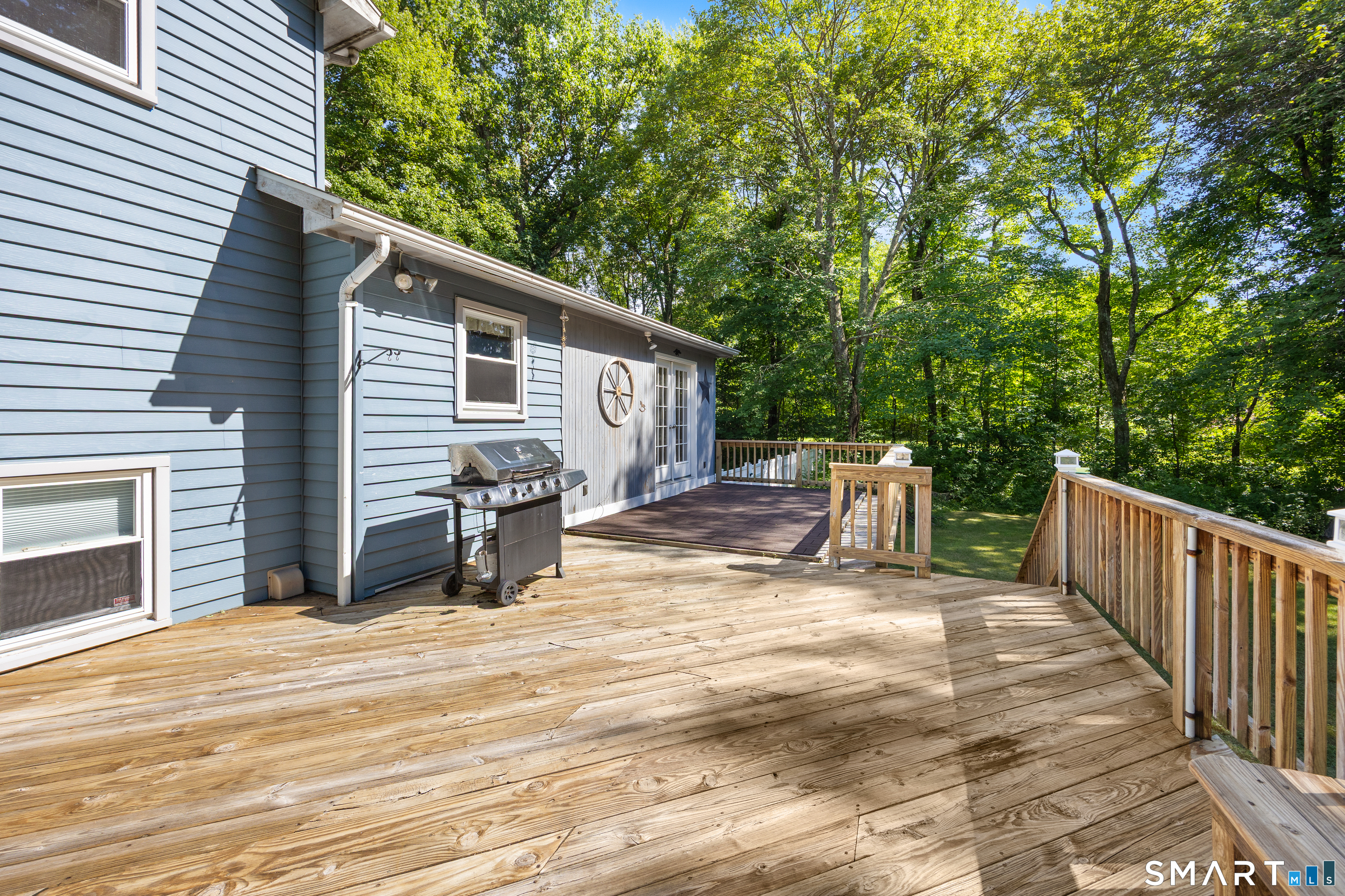 14 Lombard Drive photo 8