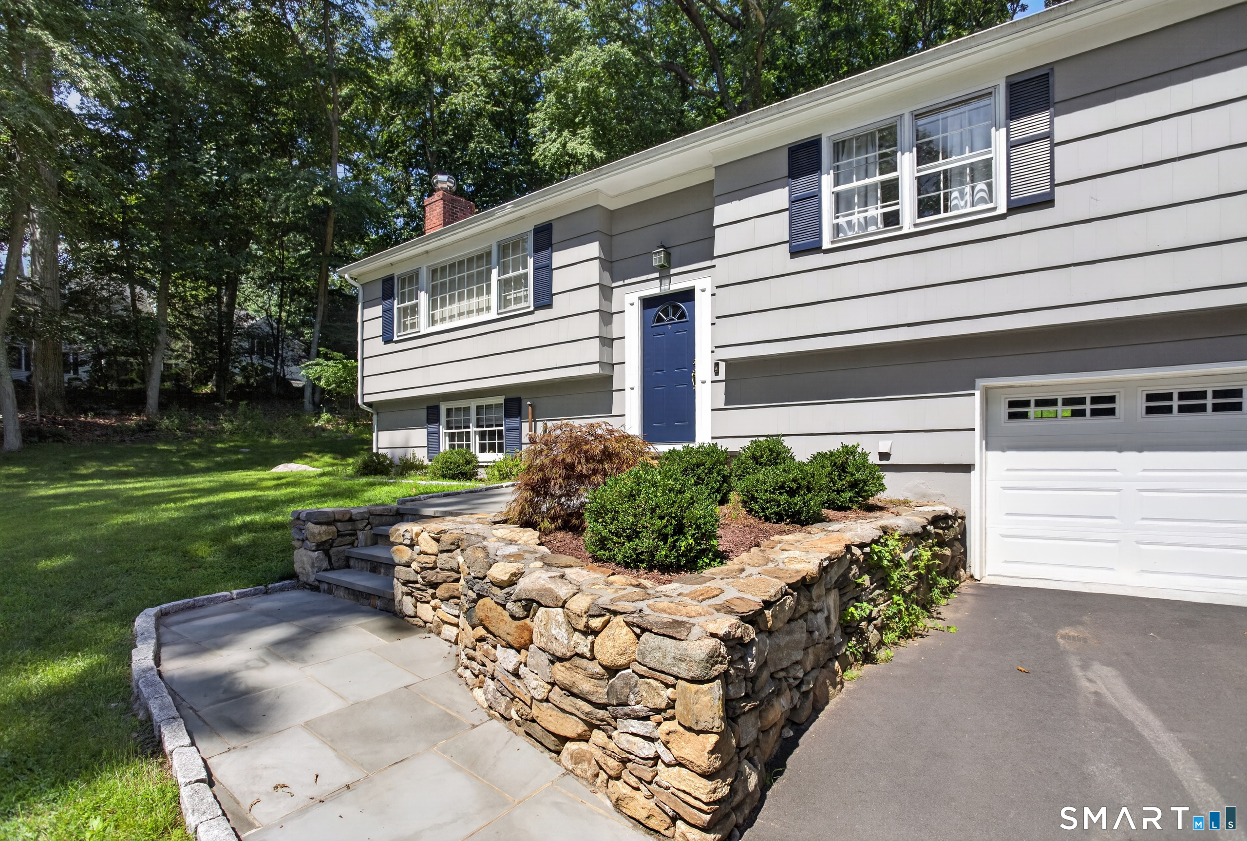 28 Silent Grove, Westport, Connecticut photo 3