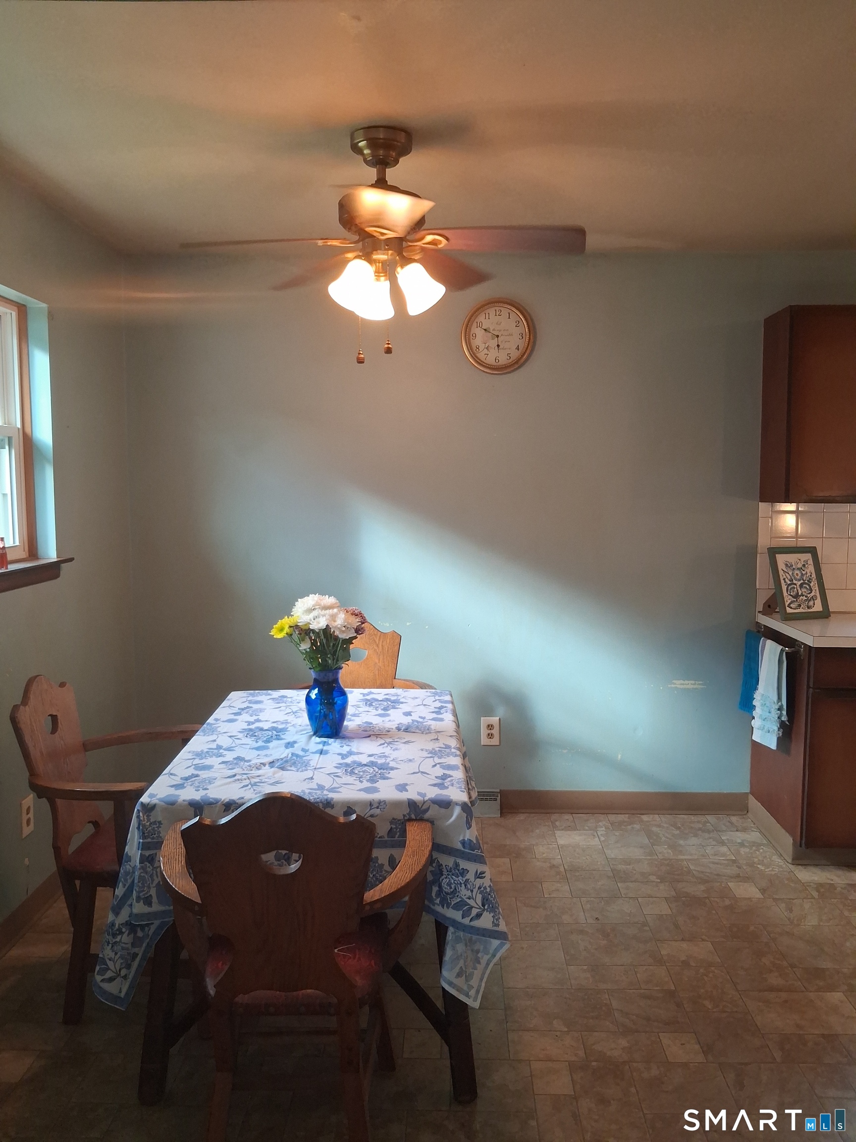 38 Elaine Drive photo 10
