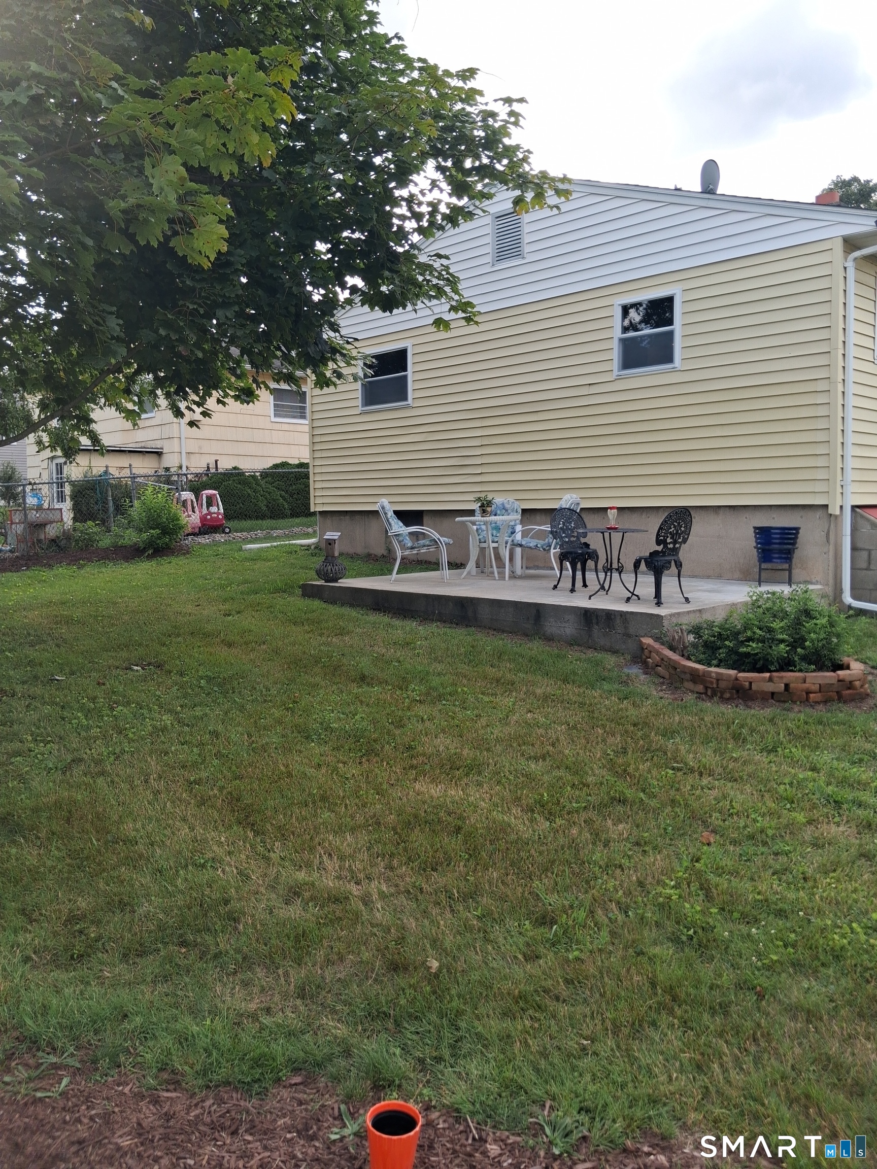 38 Elaine Drive photo 18