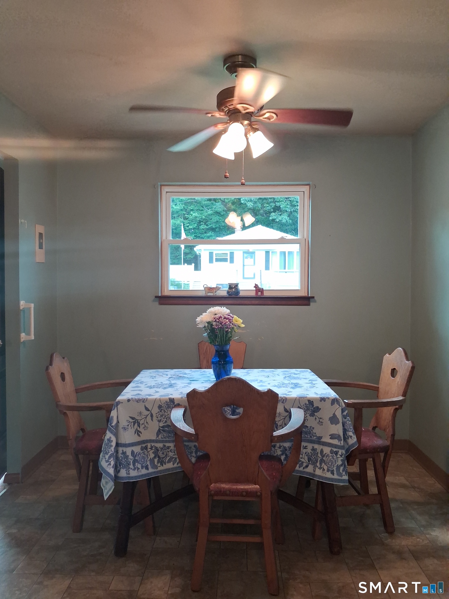 38 Elaine Drive photo 40