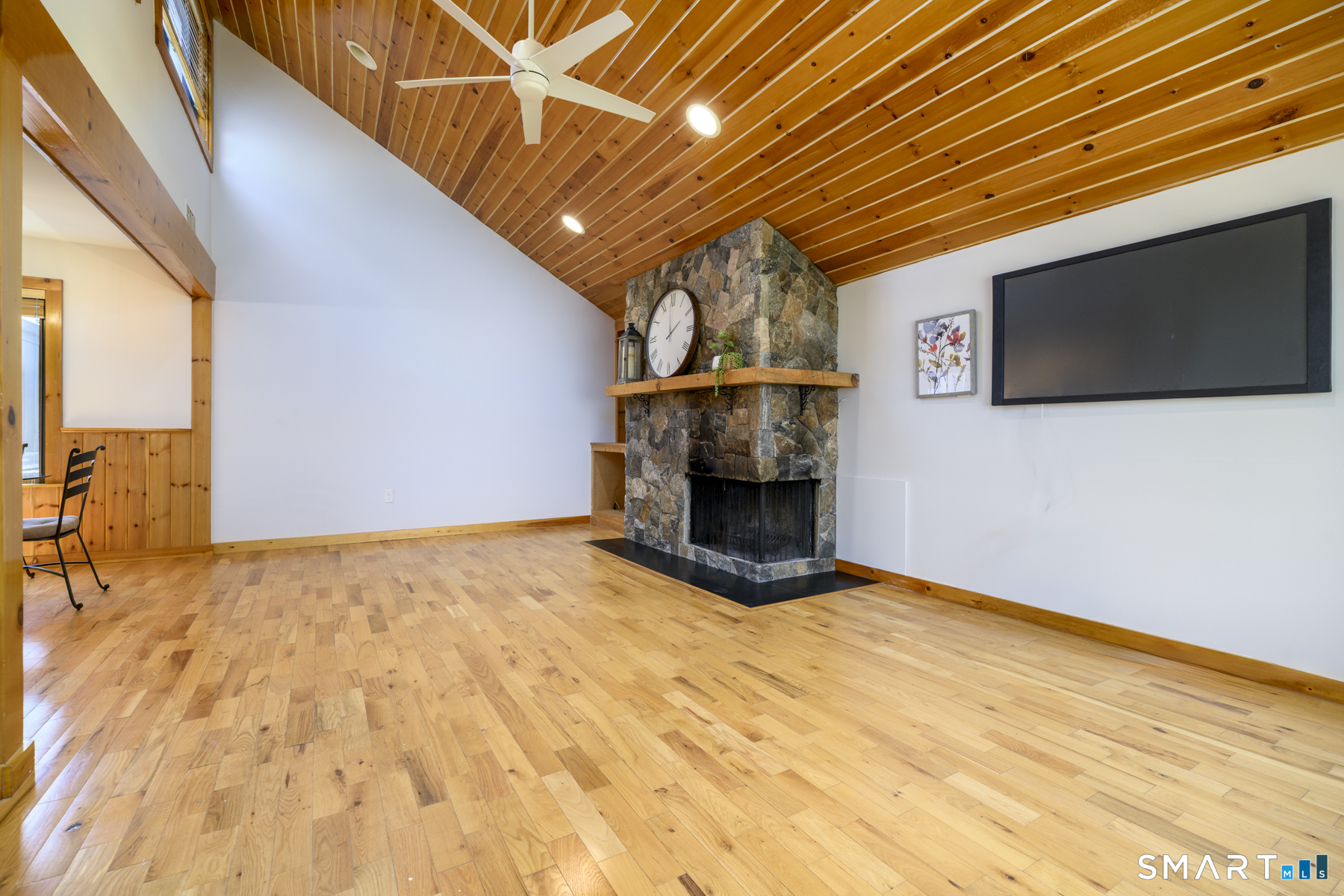 1 Winterberry Lane Unit #1 photo 7