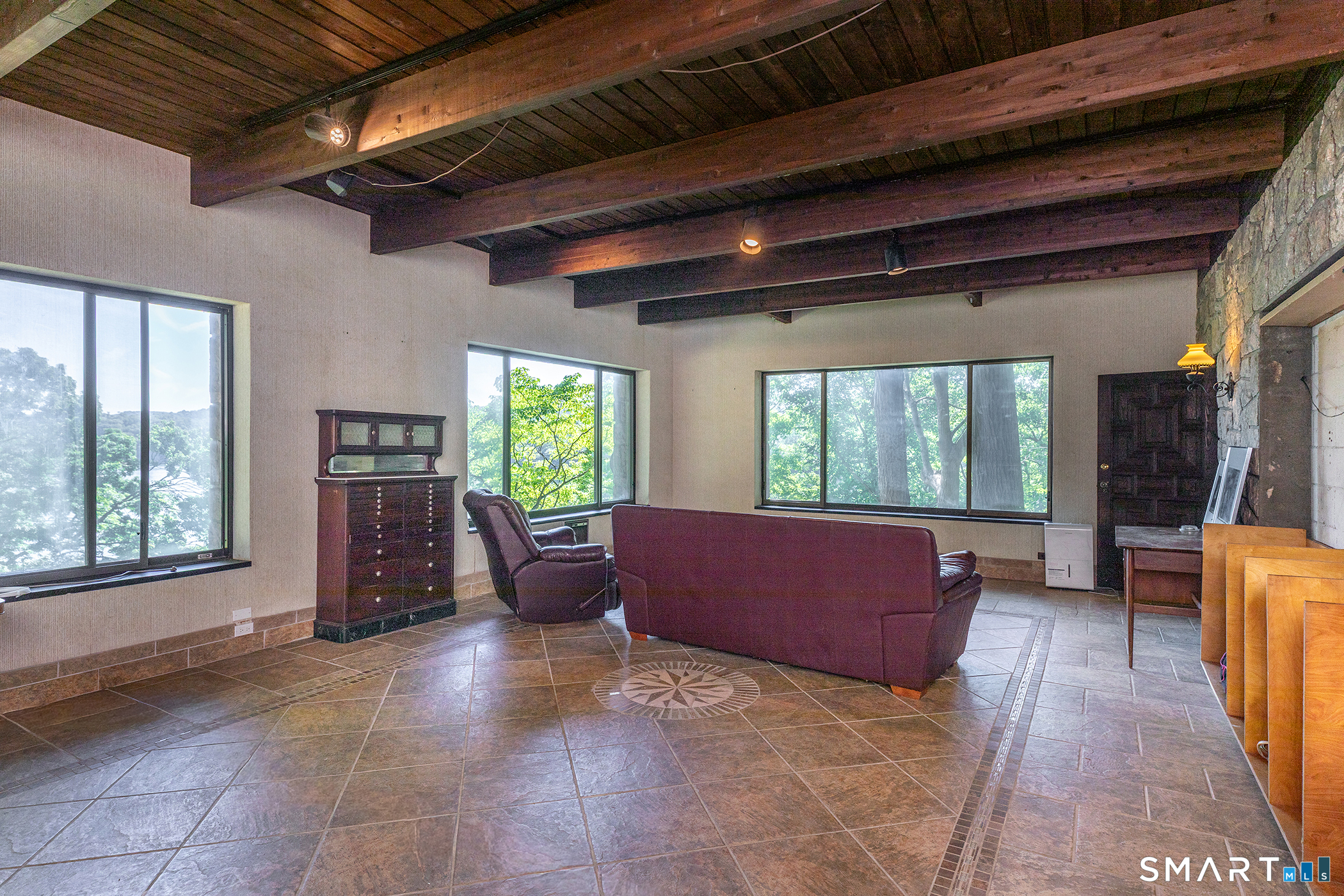 40 Sunset Drive photo 24