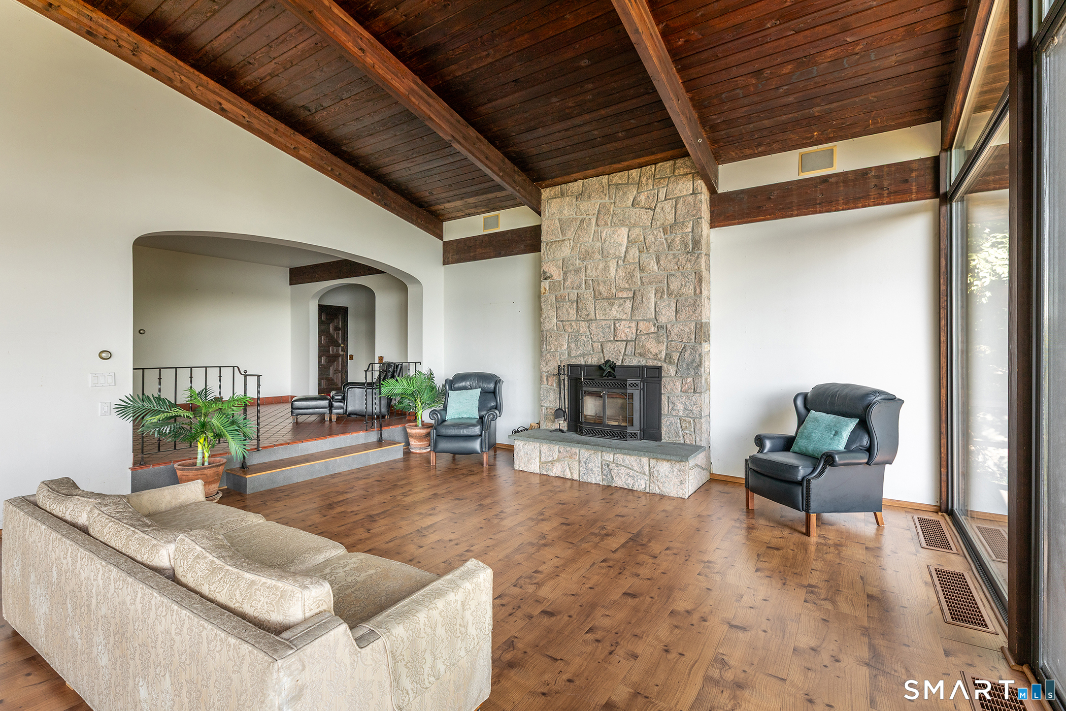 40 Sunset Drive photo 6