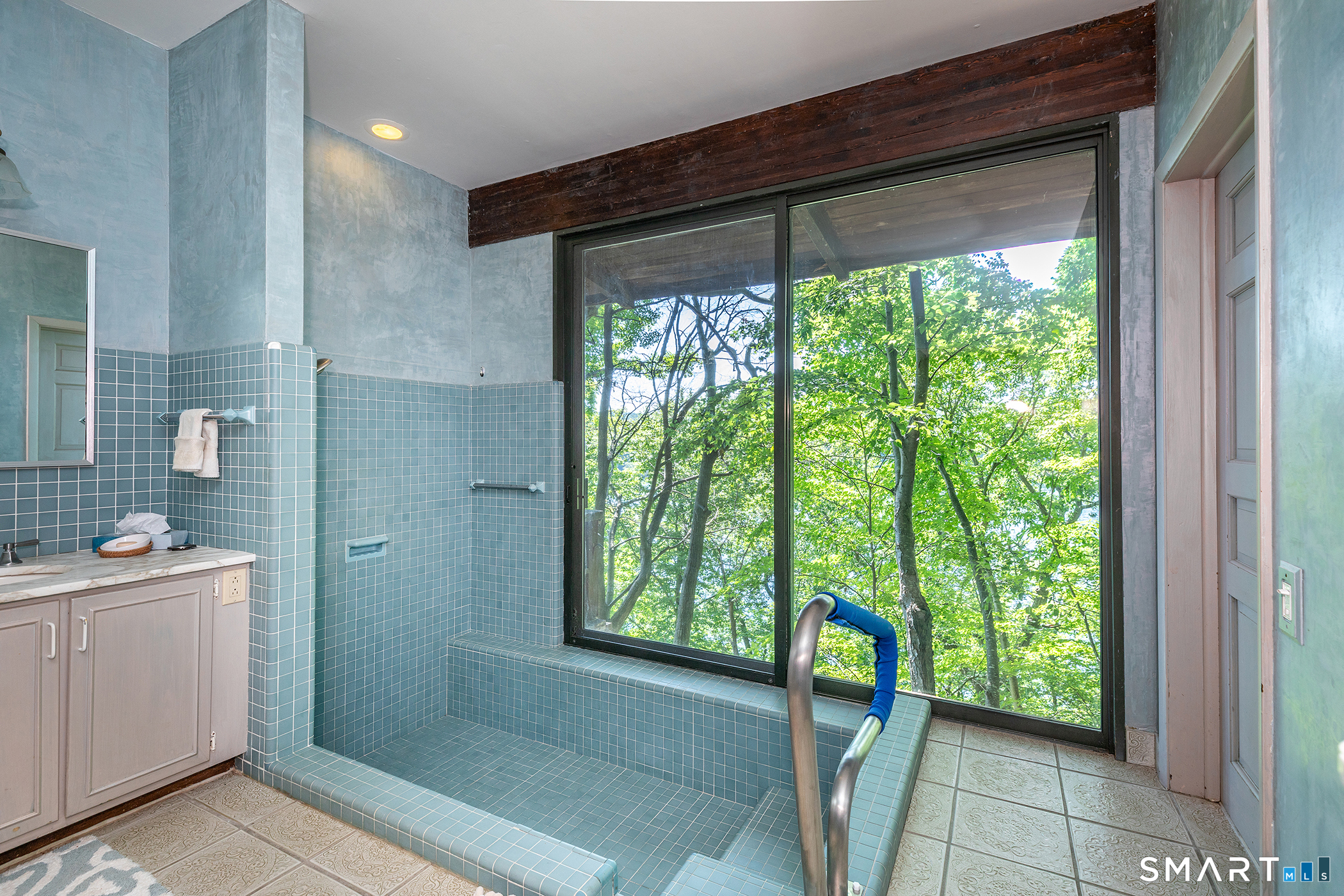 40 Sunset Drive photo 16