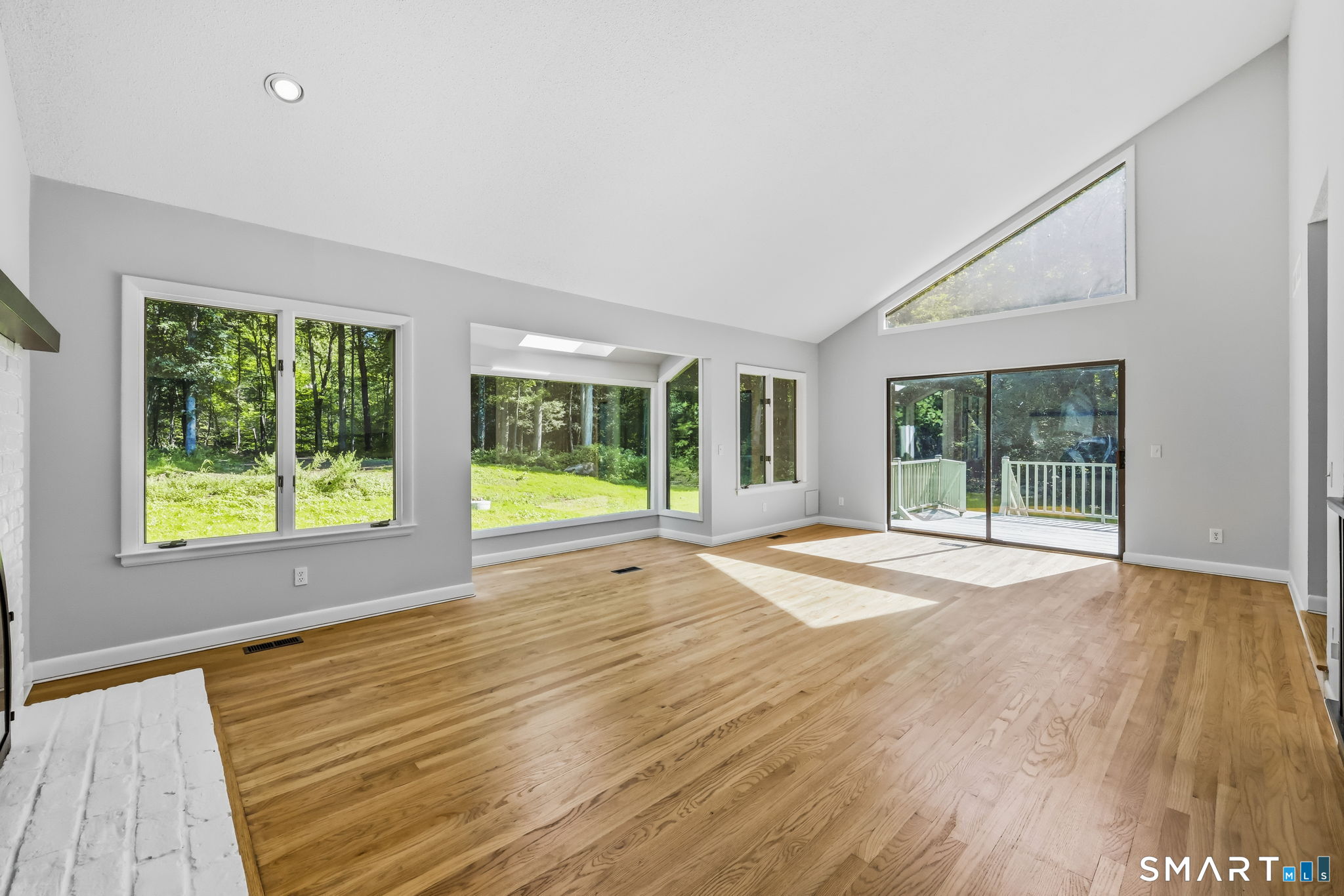 30 North Canton Road photo 17