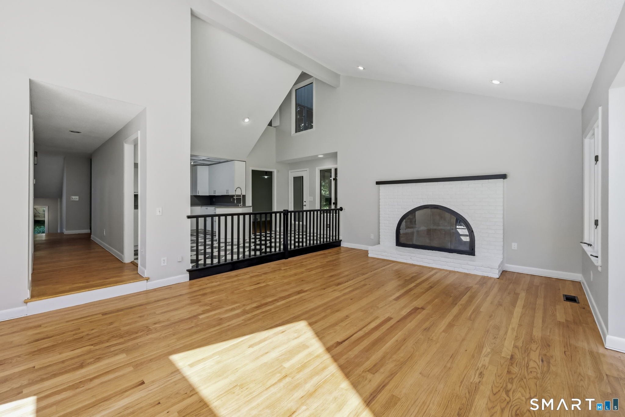 30 North Canton Road photo 15