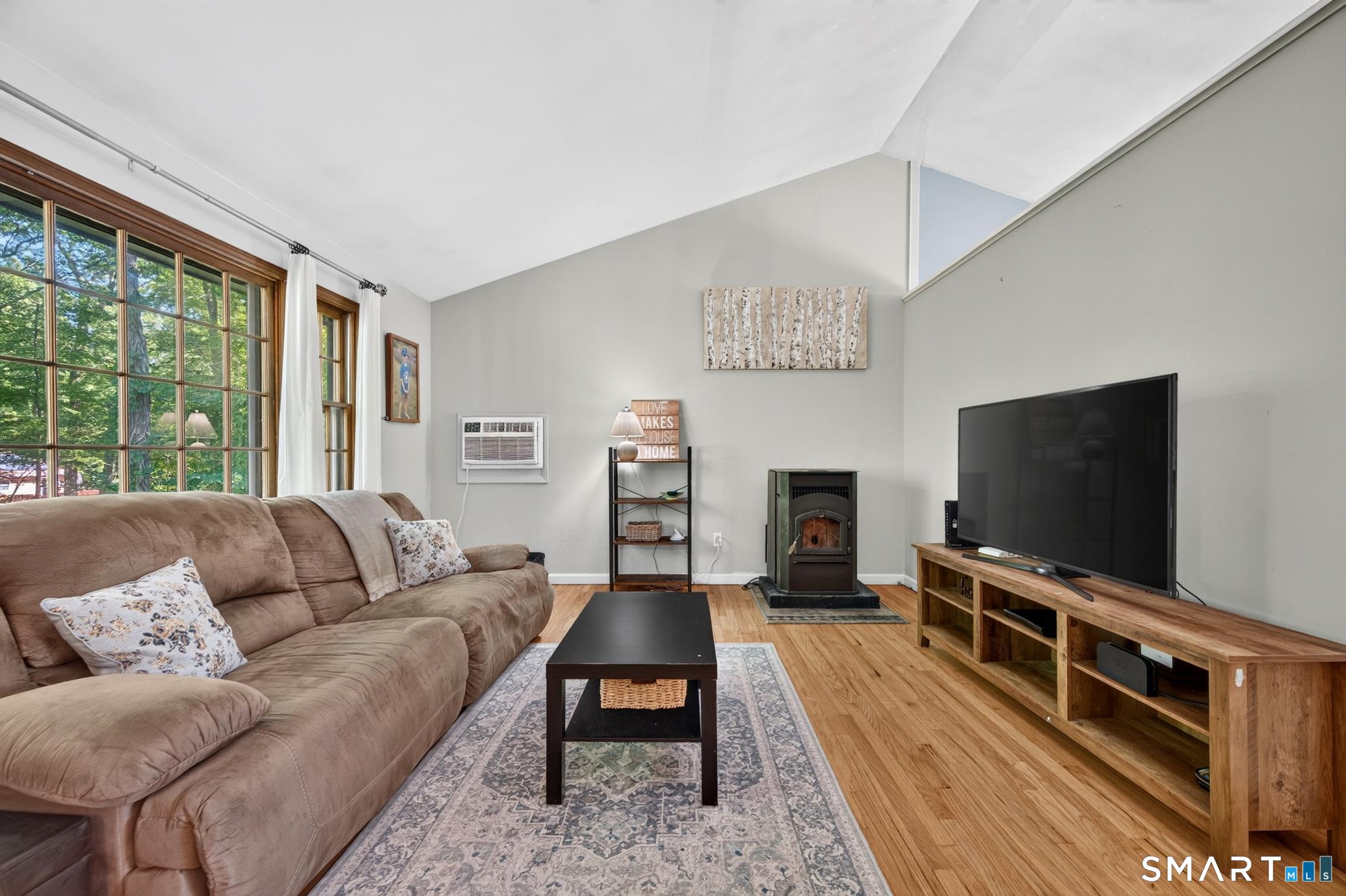 103 Dean Road photo 11