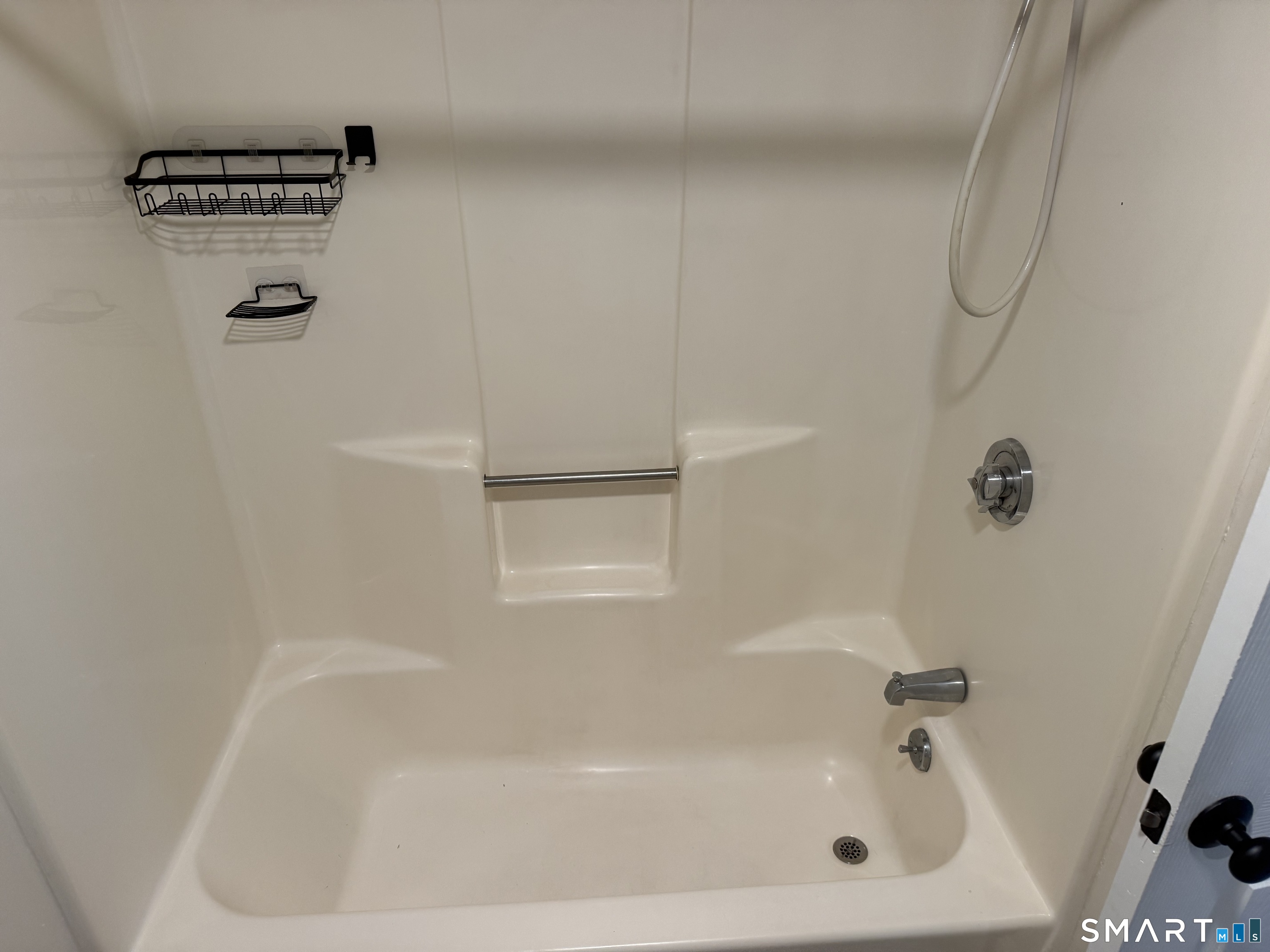 101 Thames Street photo 8