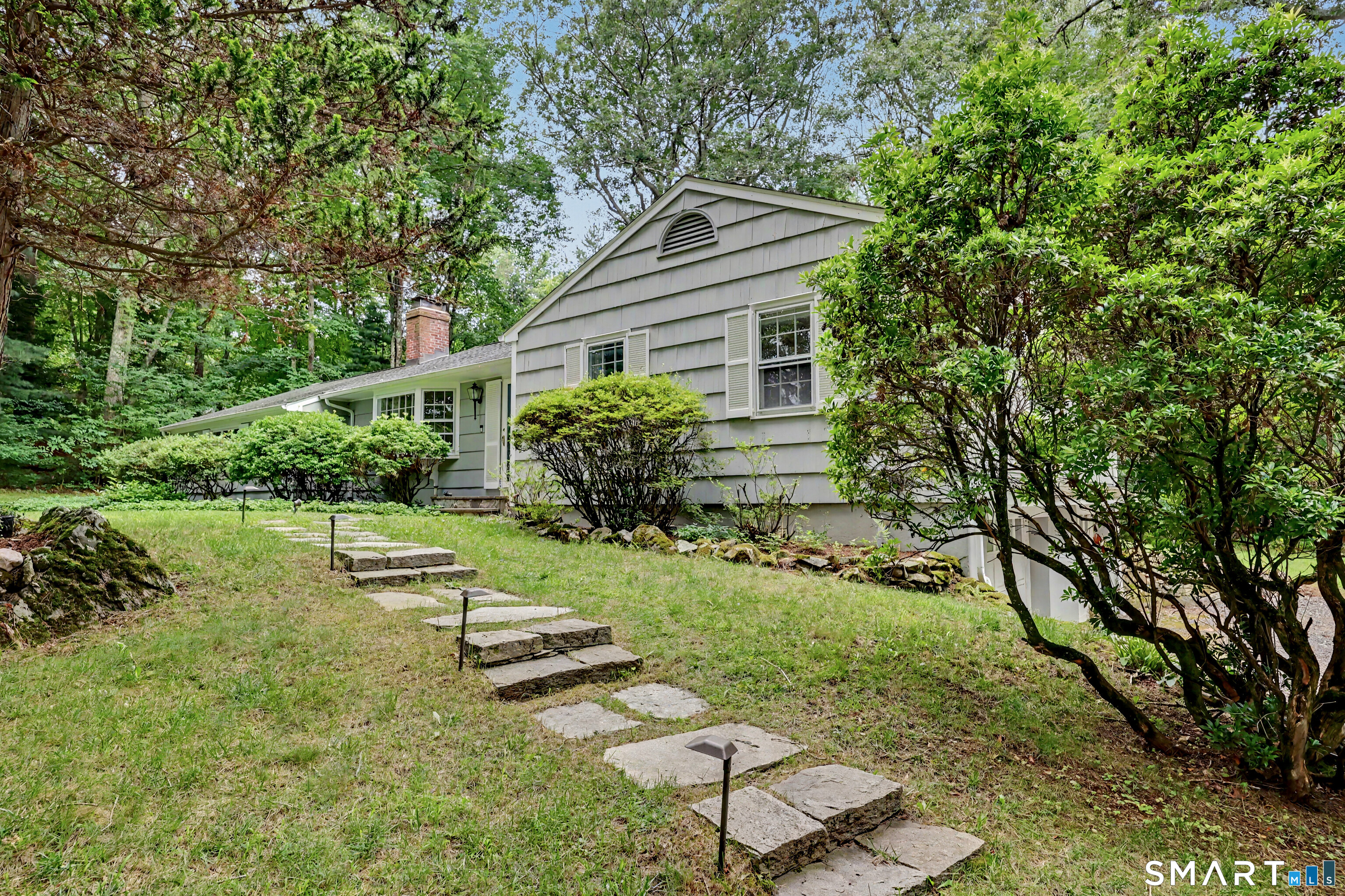 74 Flat Swamp Road photo 2