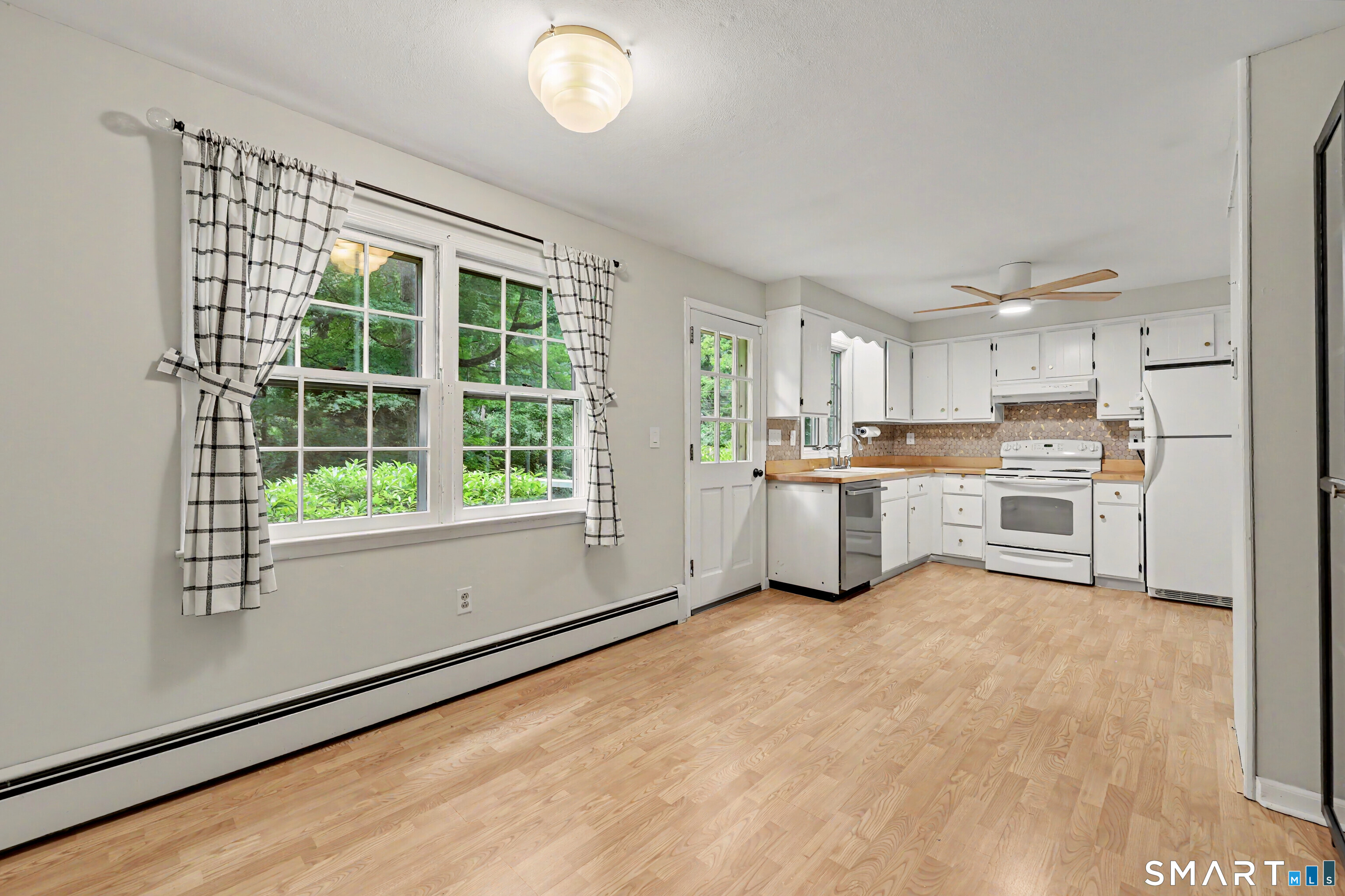 74 Flat Swamp Road photo 15
