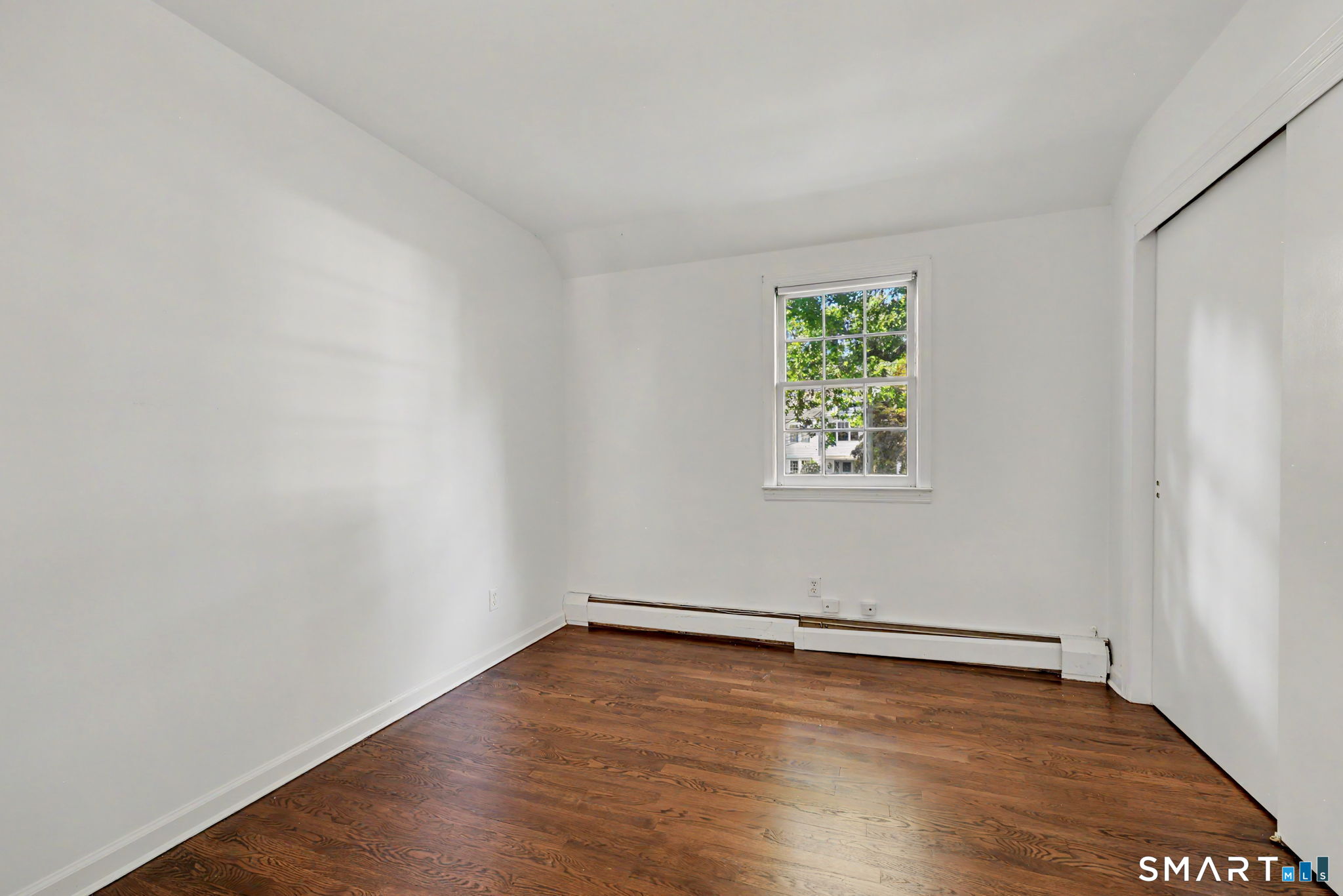 63 Oak Street photo 22