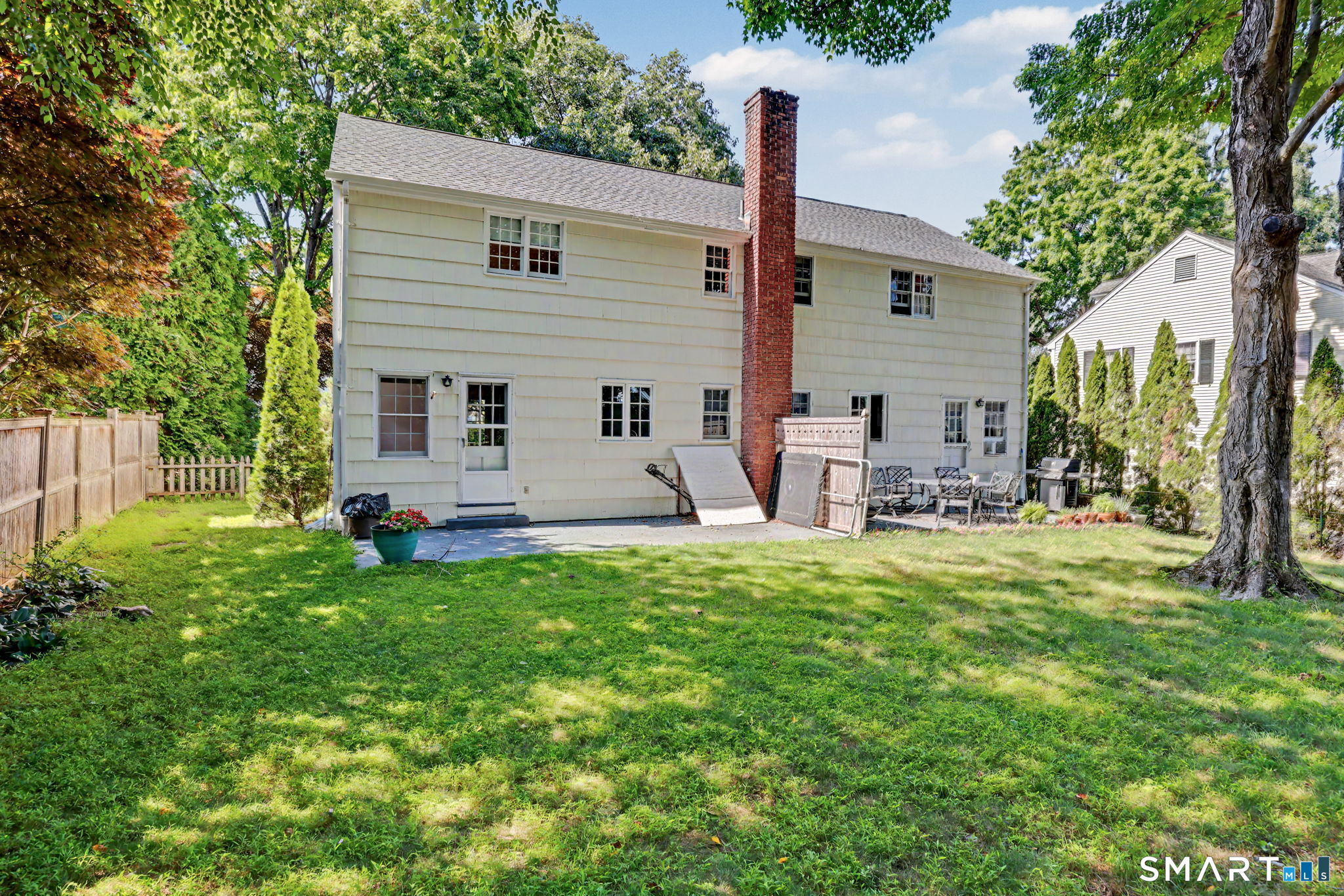 63 Oak Street photo 28