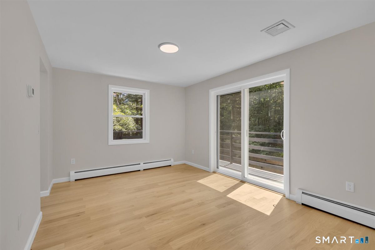 650 Manchester Road photo 12