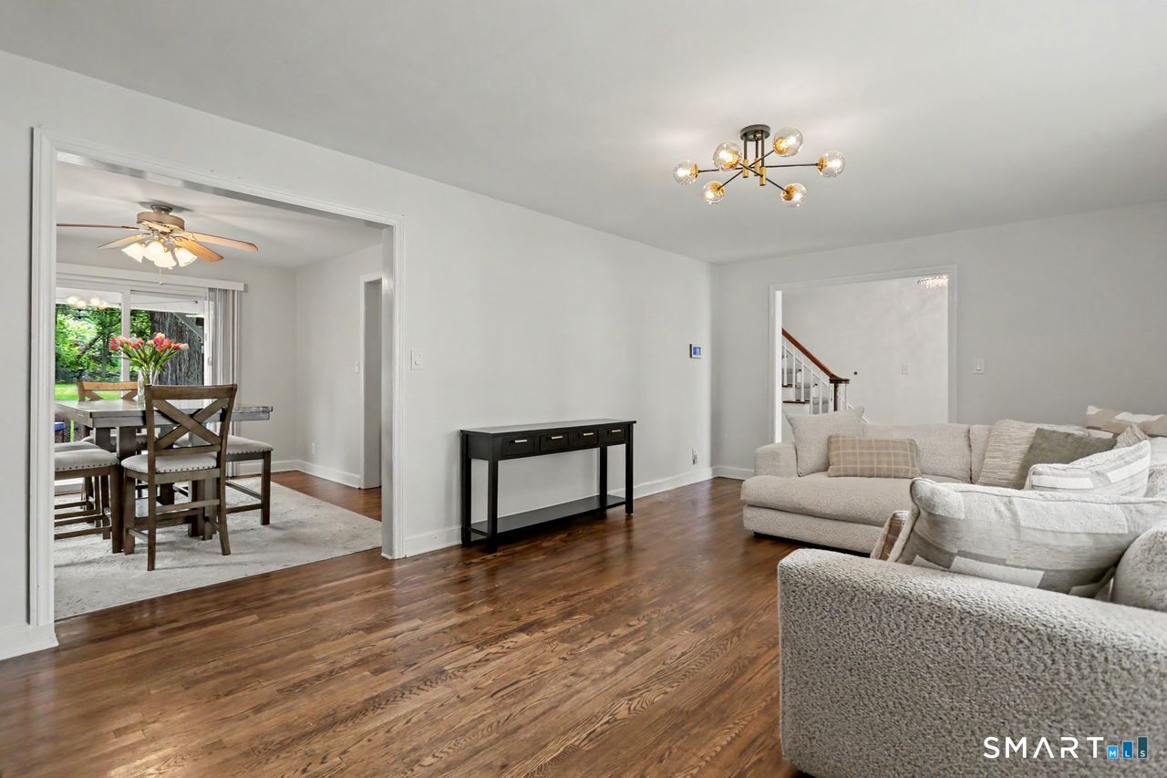 77 Lawlor Terrace photo 10