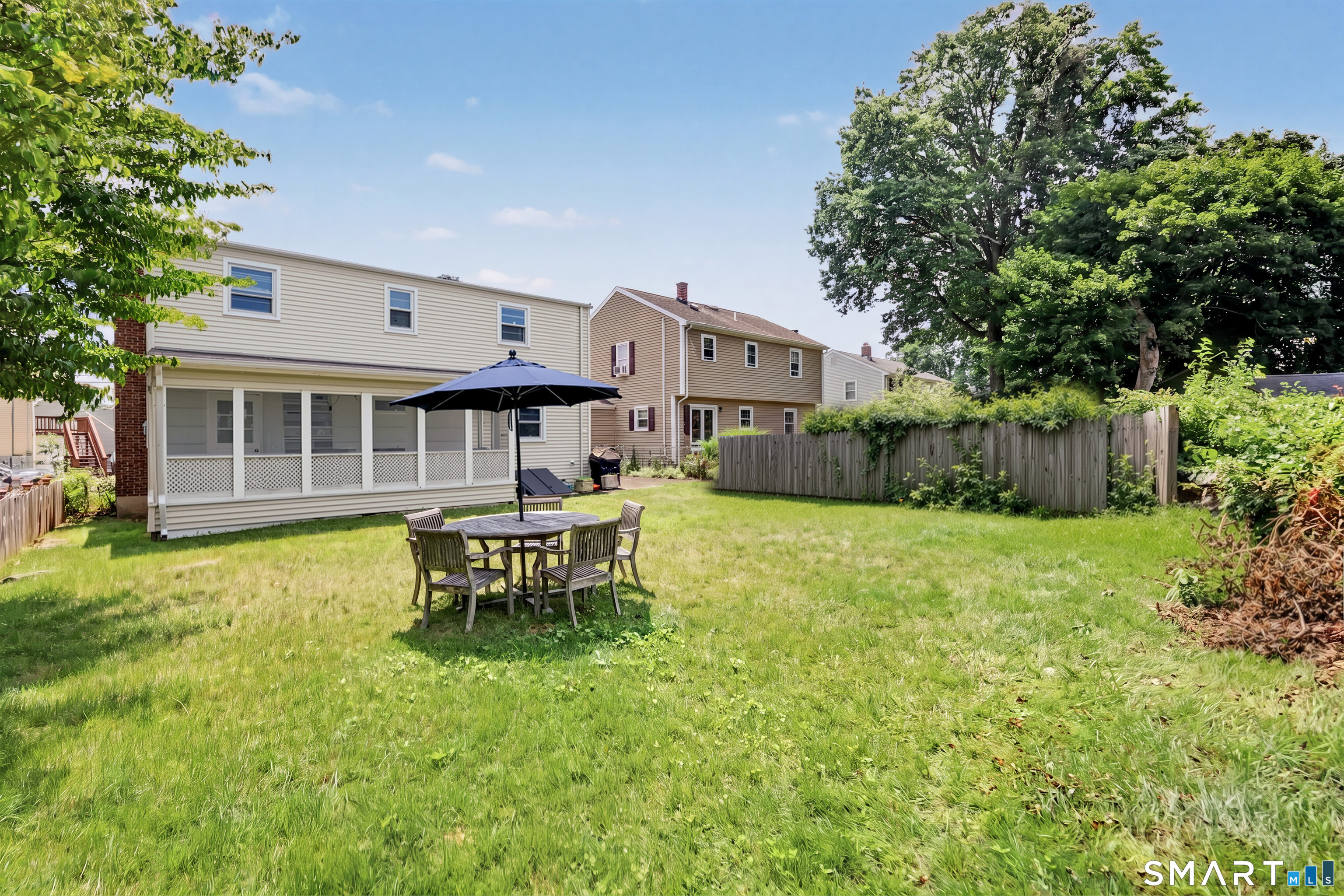 35 Travis Avenue photo 21