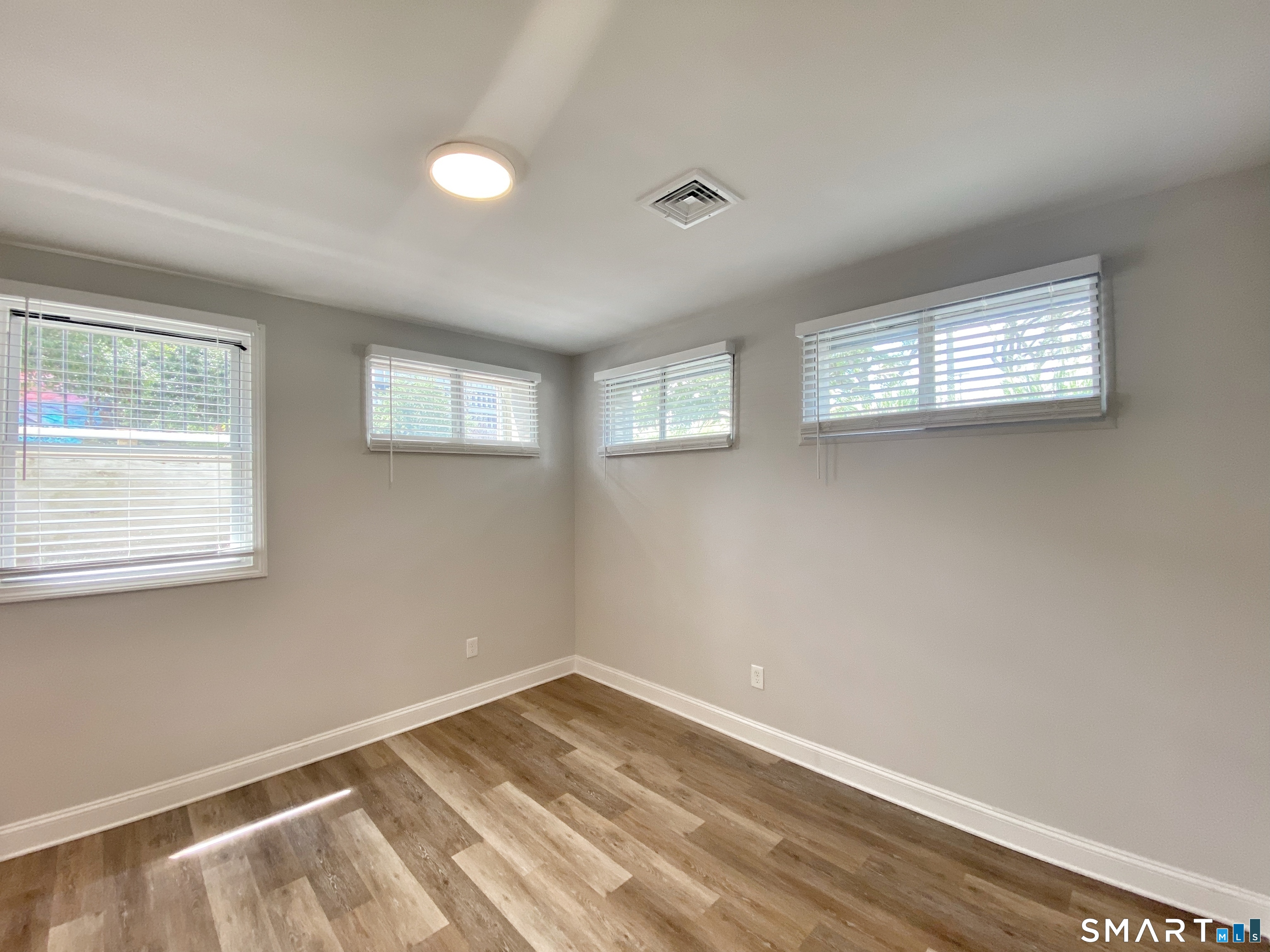 1 Mott Avenue, Norwalk, Connecticut photo 4