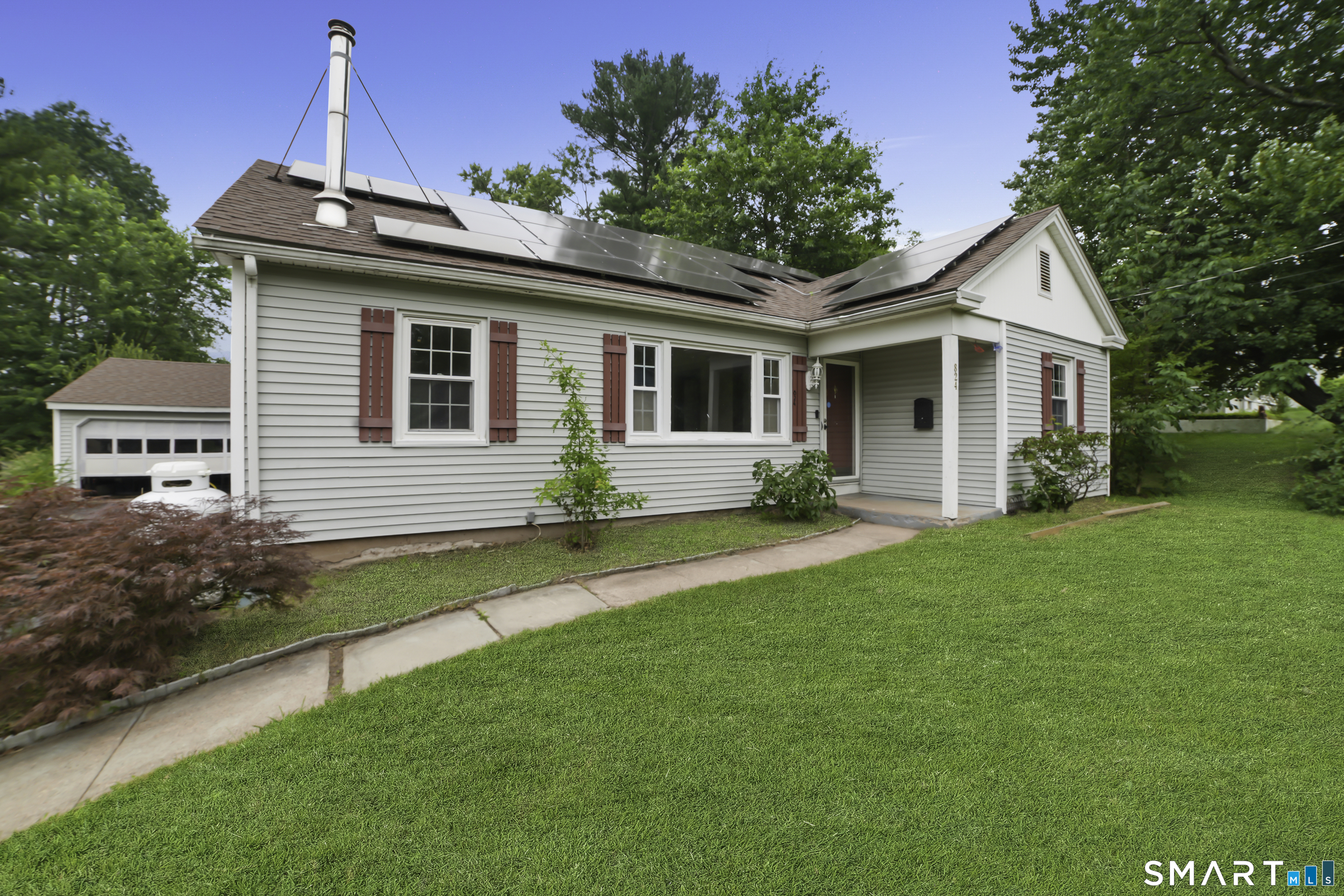 824 Randolph Road photo 4