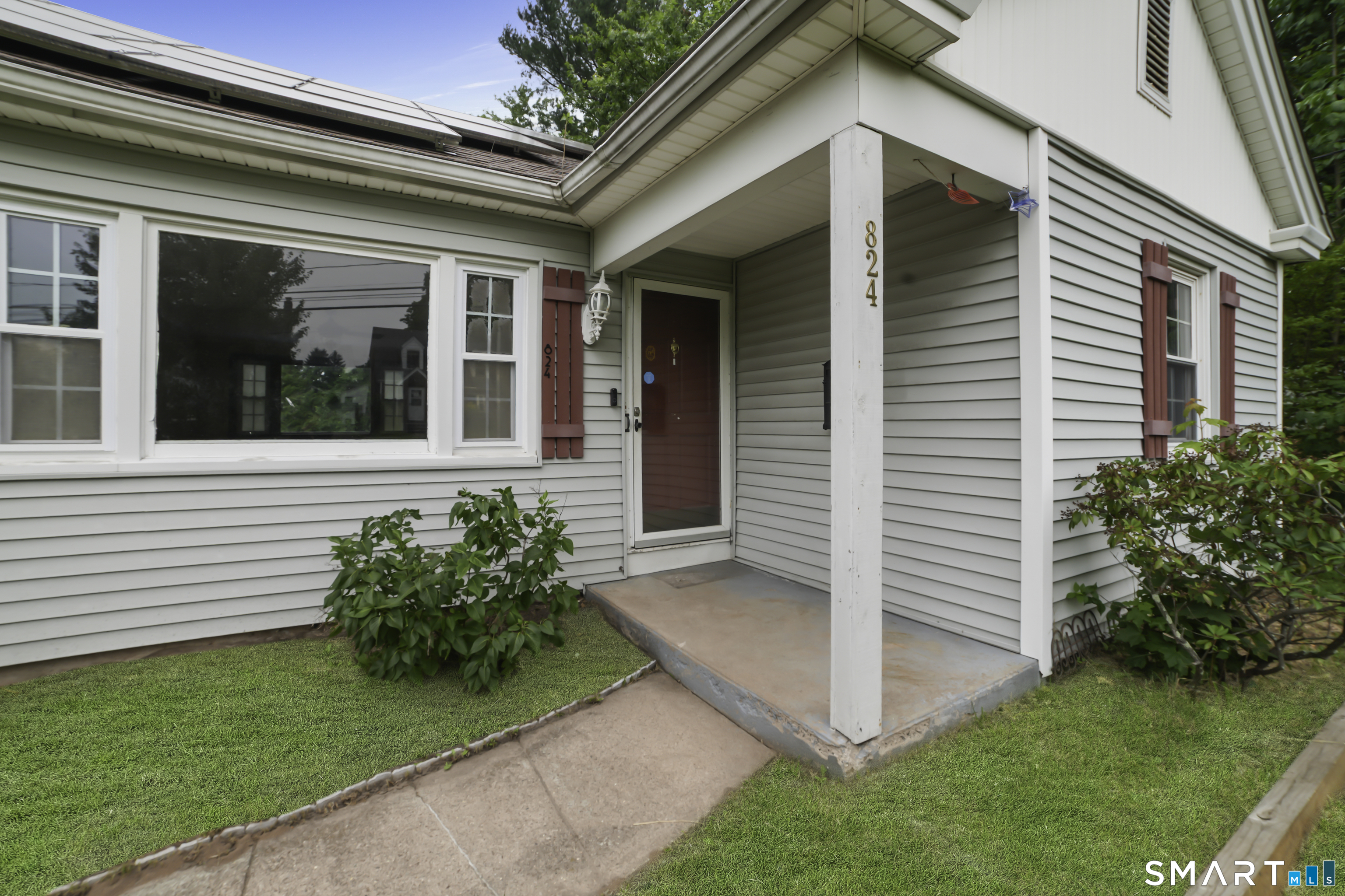 824 Randolph Road photo 6