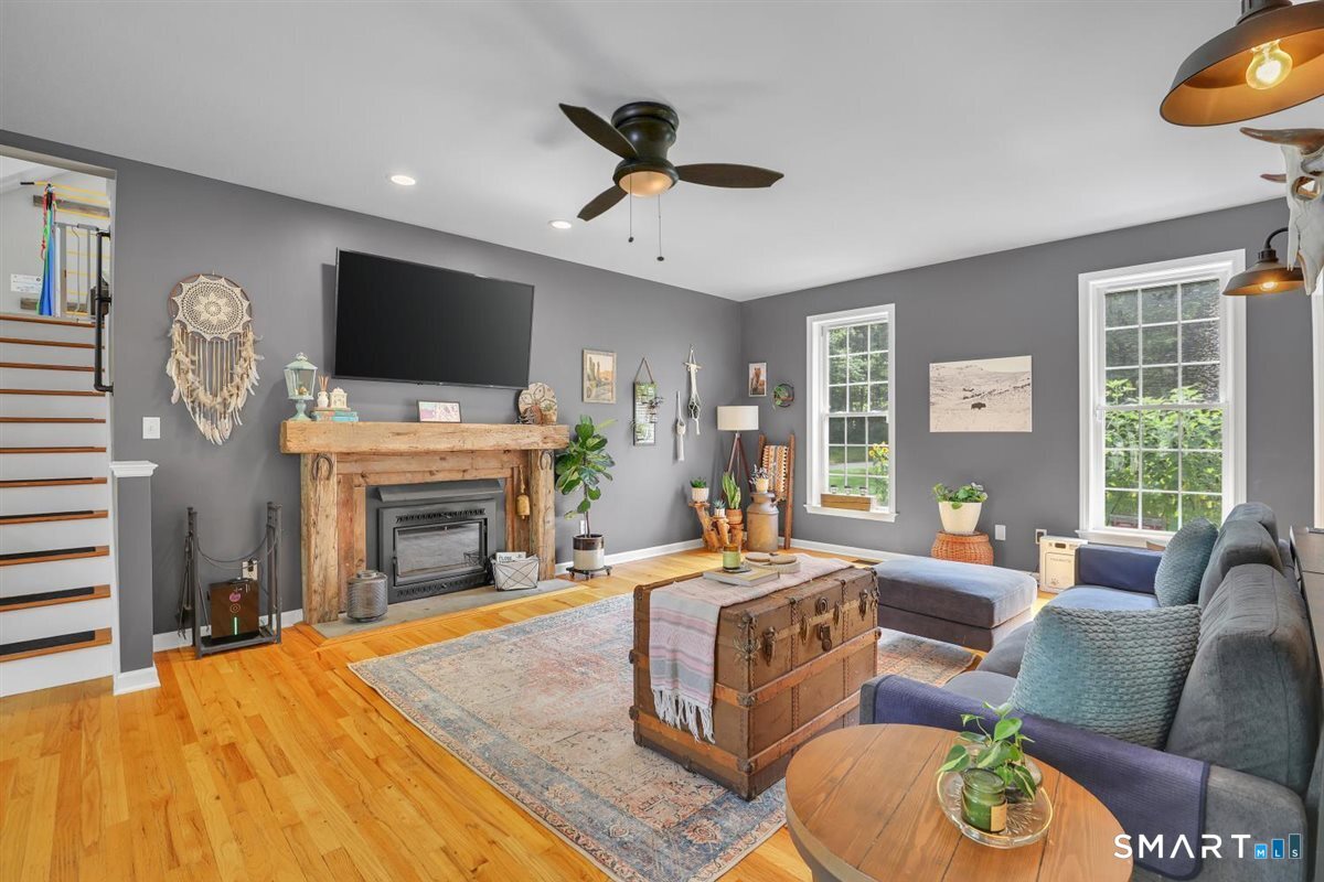 18 Jacob Lane photo 6