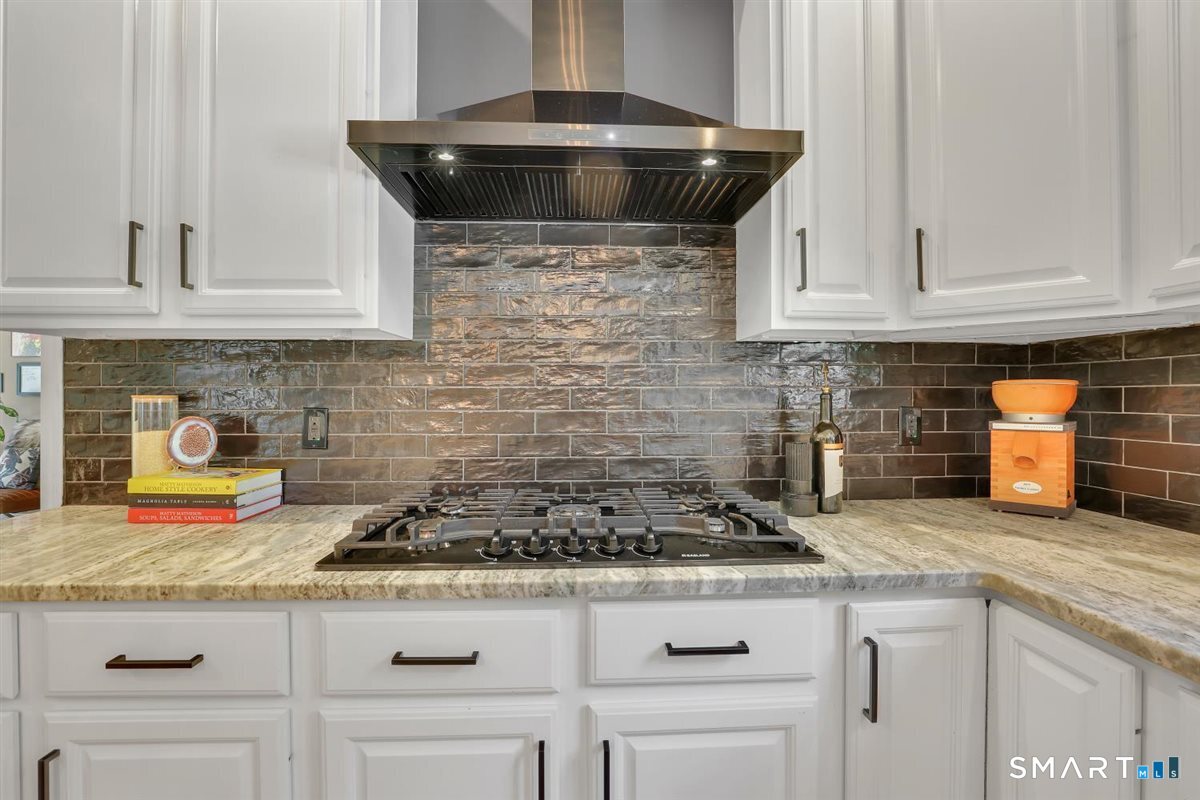18 Jacob Lane photo 14