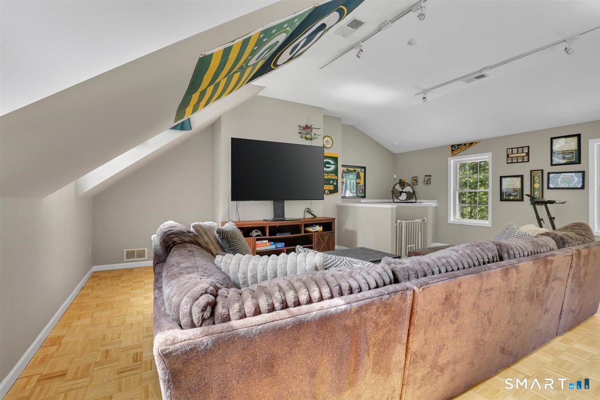 18 Jacob Lane photo 21
