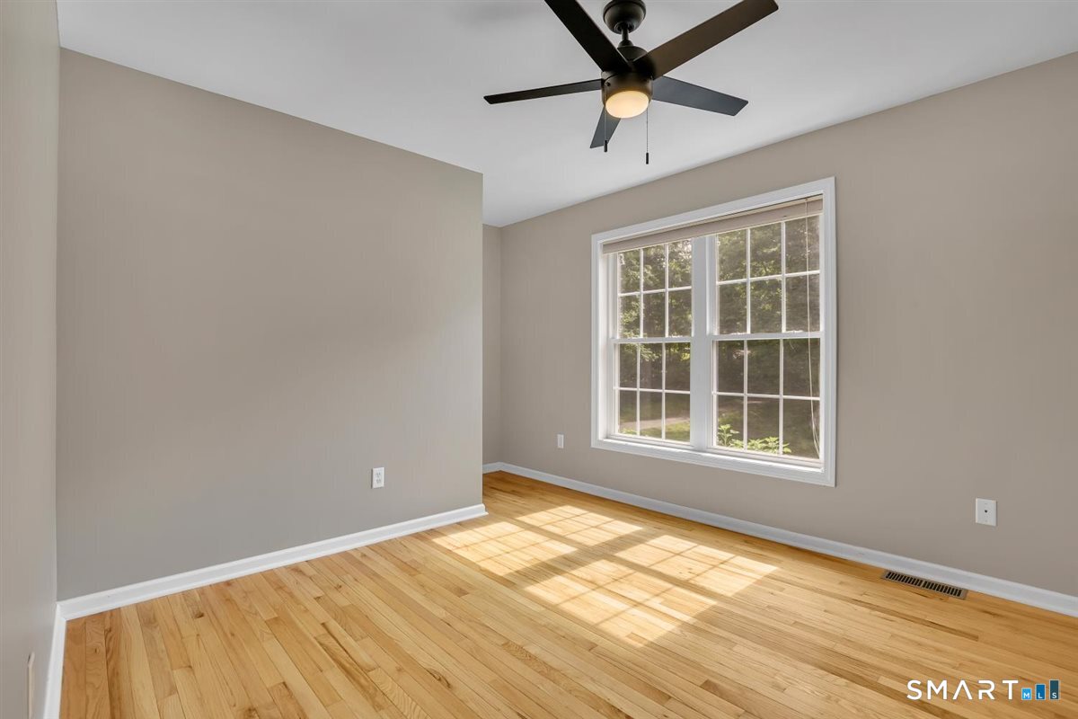 18 Jacob Lane photo 29