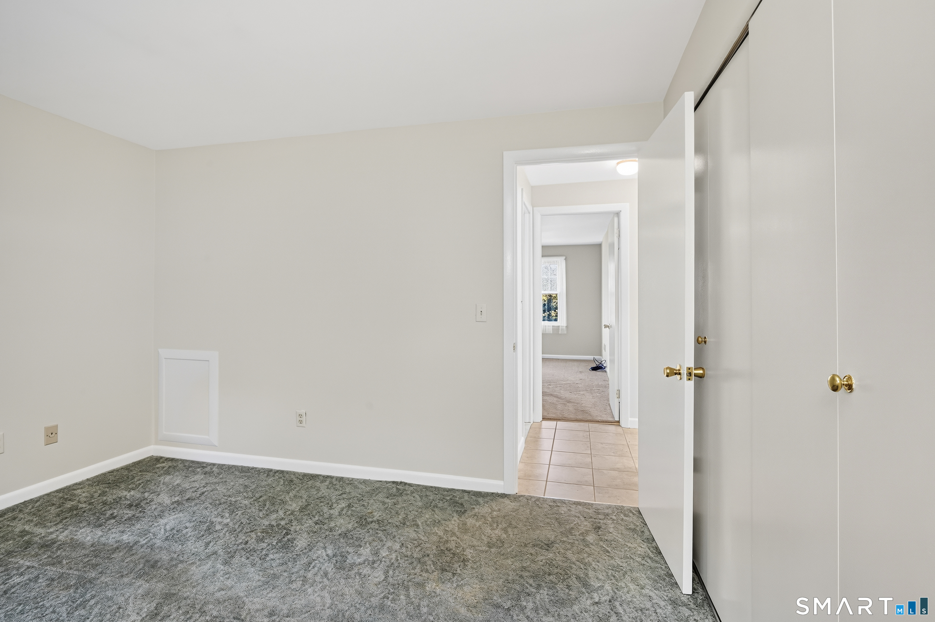 12 Esquire Drive  Unit #A photo 17