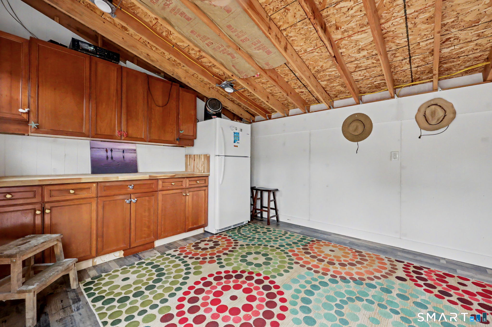 594 Stratfield Road photo 37